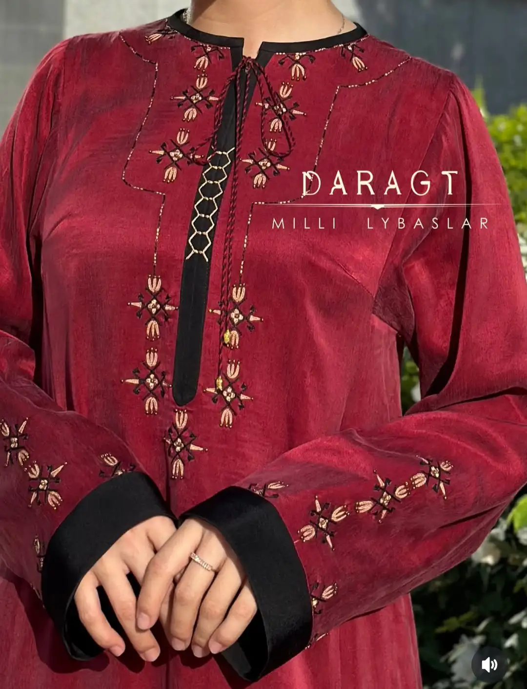 Türkmen fasonlar pombarh fasonlar Fasonlar 2025 fasonlar fason moda modalar Bezen bezen Türkmen fasonlar 2026 Türkmen fasonlar 2025 Türkmen fasonlar 2024 Türkmen fasonlar 2023 turkmenistan türkmenistan turkmen türkmen ashgabat  asgabat aşgabat balkan mary lebap dashoguz dasoguz daşoguz pombarh ponbarhat gulyupek gülýüpek stapel ştapel Gralan Çüýdeşen Abaýa Gadymy Krep Gurultaý 	Keteni Ýüpek Şifon Gipýur Lyon Welwet Atlas Kaşemir Streýç Suzana Ştapel Gülýüpek Pombarh Ýupka Gursakça Aksesuarlar Palto Penjek Okuw eşik Fata Sport eşik Uniforma Nakidka Öýme Şarf kompýuter ýaka ýaglyk Arenda köýnek 2nji el köýnek Taýyn köýnek Matalar Milli lybas milli lybaslar Toý köýnek Toý köýnekler toy koynek toy koynekler gundelik koynekler Gündelik	 
 köýnekler fata koynek Modern taze fason Eskiz koynektm turkmenkoynek türkmenkoynek fason moda moda fasonlar Iş eşik el iş	sada	ýakaly ýakasyz	keşdeli biserli	ýeňli giň nagyşly ýüregi açyk stoýka ýaka ýanly kombinasiýa 	zerli üsti aşak guşakly seçekli gysga ýeňli Gülýüpek Gündelik el iş, keşdeli, ýakaly, ýeňli, giň, nagyşly 26-35 Goýy-gyzyl yaz, tomus, guyz