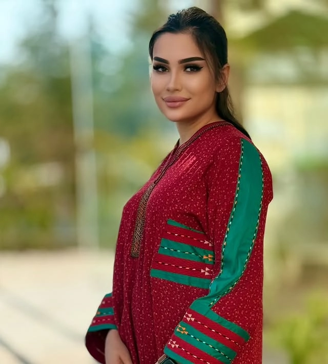 Türkmen fasonlar pombarh fasonlar Fasonlar 2025 fasonlar fason moda modalar Bezen bezen Türkmen fasonlar 2026 Türkmen fasonlar 2025 Türkmen fasonlar 2024 Türkmen fasonlar 2023 turkmenistan türkmenistan turkmen türkmen ashgabat  asgabat aşgabat balkan mary lebap dashoguz dasoguz daşoguz pombarh ponbarhat gulyupek gülýüpek stapel ştapel Gralan Çüýdeşen Abaýa Gadymy Krep Gurultaý 	Keteni Ýüpek Şifon Gipýur Lyon Welwet Atlas Kaşemir Streýç Suzana Ştapel Gülýüpek Pombarh Ýupka Gursakça Aksesuarlar Palto Penjek Okuw eşik Fata Sport eşik Uniforma Nakidka Öýme Şarf kompýuter ýaka ýaglyk Arenda köýnek 2nji el köýnek Taýyn köýnek Matalar Milli lybas milli lybaslar Toý köýnek Toý köýnekler toy koynek toy koynekler gundelik koynekler Gündelik	 
 köýnekler fata koynek Modern taze fason Eskiz koynektm turkmenkoynek türkmenkoynek fason moda moda fasonlar Iş eşik el iş	sada	ýakaly ýakasyz	keşdeli biserli	ýeňli giň nagyşly ýüregi açyk stoýka ýaka ýanly kombinasiýa 	zerli üsti aşak guşakly seçekli gysga ýeňli 