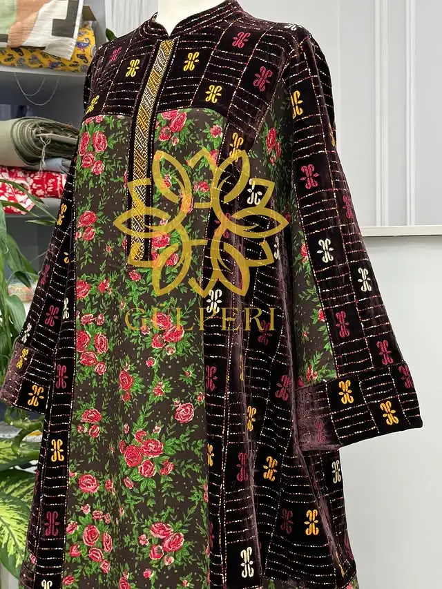 Türkmen fasonlar pombarh fasonlar Fasonlar 2025 fasonlar fason moda modalar Bezen bezen Türkmen fasonlar 2026 Türkmen fasonlar 2025 Türkmen fasonlar 2024 Türkmen fasonlar 2023 turkmenistan türkmenistan turkmen türkmen ashgabat  asgabat aşgabat balkan mary lebap dashoguz dasoguz daşoguz pombarh ponbarhat gulyupek gülýüpek stapel ştapel Gralan Çüýdeşen Abaýa Gadymy Krep Gurultaý 	Keteni Ýüpek Şifon Gipýur Lyon Welwet Atlas Kaşemir Streýç Suzana Ştapel Gülýüpek Pombarh Ýupka Gursakça Aksesuarlar Palto Penjek Okuw eşik Fata Sport eşik Uniforma Nakidka Öýme Şarf kompýuter ýaka ýaglyk Arenda köýnek 2nji el köýnek Taýyn köýnek Matalar Milli lybas milli lybaslar Toý köýnek Toý köýnekler toy koynek toy koynekler gundelik koynekler Gündelik	 
 köýnekler fata koynek Modern taze fason Eskiz koynektm turkmenkoynek türkmenkoynek fason moda moda fasonlar Iş eşik el iş	sada	ýakaly ýakasyz	keşdeli biserli	ýeňli giň nagyşly ýüregi açyk stoýka ýaka ýanly kombinasiýa 	zerli üsti aşak guşakly seçekli gysga ýeňli 