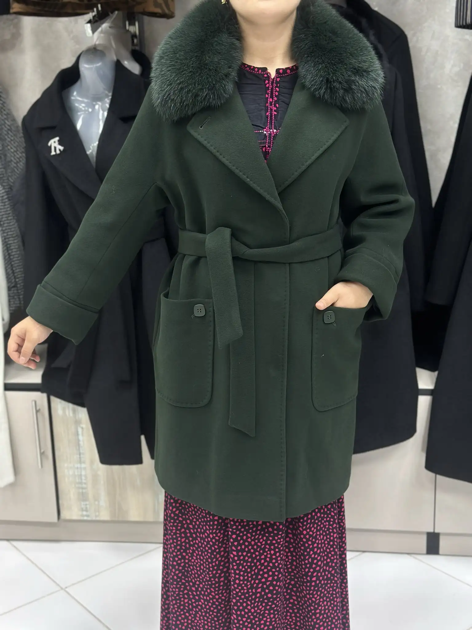 Türkmen fasonlar pombarh fasonlar Fasonlar 2025 fasonlar fason moda modalar Bezen bezen Türkmen fasonlar 2026 Türkmen fasonlar 2025 Türkmen fasonlar 2024 Türkmen fasonlar 2023 turkmenistan türkmenistan turkmen türkmen ashgabat  asgabat aşgabat balkan mary lebap dashoguz dasoguz daşoguz pombarh ponbarhat gulyupek gülýüpek stapel ştapel Gralan Çüýdeşen Abaýa Gadymy Krep Gurultaý 	Keteni Ýüpek Şifon Gipýur Lyon Welwet Atlas Kaşemir Streýç Suzana Ştapel Gülýüpek Pombarh Ýupka Gursakça Aksesuarlar Palto Penjek Okuw eşik Fata Sport eşik Uniforma Nakidka Öýme Şarf kompýuter ýaka ýaglyk Arenda köýnek 2nji el köýnek Taýyn köýnek Matalar Milli lybas milli lybaslar Toý köýnek Toý köýnekler toy koynek toy koynekler gundelik koynekler Gündelik	 
 köýnekler fata koynek Modern taze fason Eskiz koynektm turkmenkoynek türkmenkoynek fason moda moda fasonlar Iş eşik el iş	sada	ýakaly ýakasyz	keşdeli biserli	ýeňli giň nagyşly ýüregi açyk stoýka ýaka ýanly kombinasiýa 	zerli üsti aşak guşakly seçekli gysga ýeňli 