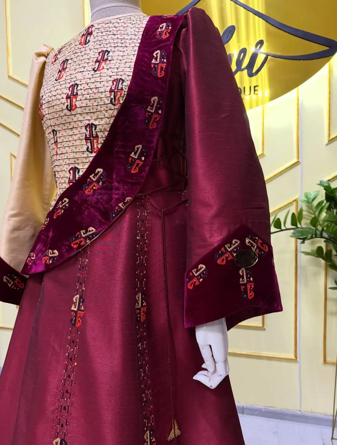 Türkmen fasonlar pombarh fasonlar Fasonlar 2025 fasonlar fason moda modalar Bezen bezen Türkmen fasonlar 2026 Türkmen fasonlar 2025 Türkmen fasonlar 2024 Türkmen fasonlar 2023 turkmenistan türkmenistan turkmen türkmen ashgabat  asgabat aşgabat balkan mary lebap dashoguz dasoguz daşoguz pombarh ponbarhat gulyupek gülýüpek stapel ştapel Gralan Çüýdeşen Abaýa Gadymy Krep Gurultaý 	Keteni Ýüpek Şifon Gipýur Lyon Welwet Atlas Kaşemir Streýç Suzana Ştapel Gülýüpek Pombarh Ýupka Gursakça Aksesuarlar Palto Penjek Okuw eşik Fata Sport eşik Uniforma Nakidka Öýme Şarf kompýuter ýaka ýaglyk Arenda köýnek 2nji el köýnek Taýyn köýnek Matalar Milli lybas milli lybaslar Toý köýnek Toý köýnekler toy koynek toy koynekler gundelik koynekler Gündelik	 
 köýnekler fata koynek Modern taze fason Eskiz koynektm turkmenkoynek türkmenkoynek fason moda moda fasonlar Iş eşik el iş	sada	ýakaly ýakasyz	keşdeli biserli	ýeňli giň nagyşly ýüregi açyk stoýka ýaka ýanly kombinasiýa 	zerli üsti aşak guşakly seçekli gysga ýeňli 