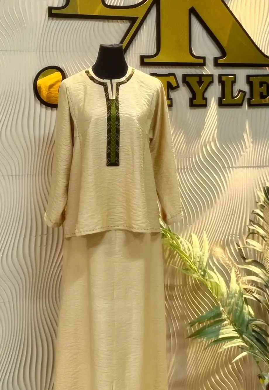 Türkmen fasonlar pombarh fasonlar Fasonlar 2025 fasonlar fason moda modalar Bezen bezen Türkmen fasonlar 2026 Türkmen fasonlar 2025 Türkmen fasonlar 2024 Türkmen fasonlar 2023 turkmenistan türkmenistan turkmen türkmen ashgabat  asgabat aşgabat balkan mary lebap dashoguz dasoguz daşoguz pombarh ponbarhat gulyupek gülýüpek stapel ştapel Gralan Çüýdeşen Abaýa Gadymy Krep Gurultaý 	Keteni Ýüpek Şifon Gipýur Lyon Welwet Atlas Kaşemir Streýç Suzana Ştapel Gülýüpek Pombarh Ýupka Gursakça Aksesuarlar Palto Penjek Okuw eşik Fata Sport eşik Uniforma Nakidka Öýme Şarf kompýuter ýaka ýaglyk Arenda köýnek 2nji el köýnek Taýyn köýnek Matalar Milli lybas milli lybaslar Toý köýnek Toý köýnekler toy koynek toy koynekler gundelik koynekler Gündelik	 
 köýnekler fata koynek Modern taze fason Eskiz koynektm turkmenkoynek türkmenkoynek fason moda moda fasonlar Iş eşik el iş	sada	ýakaly ýakasyz	keşdeli biserli	ýeňli giň nagyşly ýüregi açyk stoýka ýaka ýanly kombinasiýa 	zerli üsti aşak guşakly seçekli gysga ýeňli Lyon Gündelik, Iş eşik el iş, sada, ýakaly, ýanly, ýeňli, giň, üsti aşak 26-35 Sary tomus, guyz