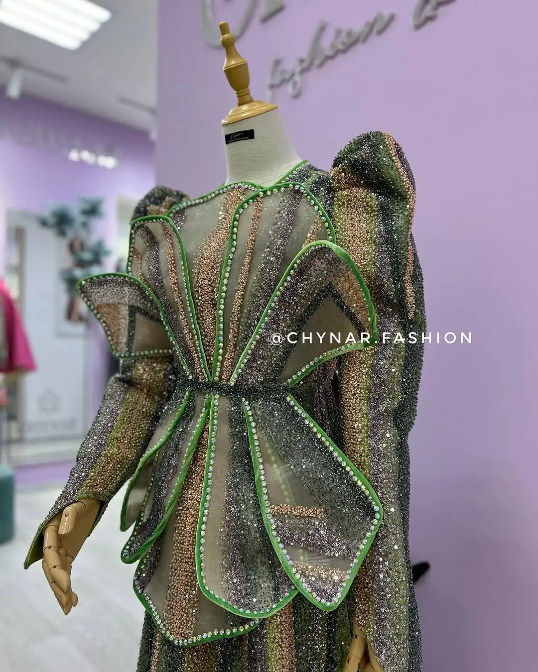 Türkmen fasonlar pombarh fasonlar Fasonlar 2025 fasonlar fason moda modalar Bezen bezen Türkmen fasonlar 2026 Türkmen fasonlar 2025 Türkmen fasonlar 2024 Türkmen fasonlar 2023 turkmenistan türkmenistan turkmen türkmen ashgabat  asgabat aşgabat balkan mary lebap dashoguz dasoguz daşoguz pombarh ponbarhat gulyupek gülýüpek stapel ştapel Gralan Çüýdeşen Abaýa Gadymy Krep Gurultaý 	Keteni Ýüpek Şifon Gipýur Lyon Welwet Atlas Kaşemir Streýç Suzana Ştapel Gülýüpek Pombarh Ýupka Gursakça Aksesuarlar Palto Penjek Okuw eşik Fata Sport eşik Uniforma Nakidka Öýme Şarf kompýuter ýaka ýaglyk Arenda köýnek 2nji el köýnek Taýyn köýnek Matalar Milli lybas milli lybaslar Toý köýnek Toý köýnekler toy koynek toy koynekler gundelik koynekler Gündelik	 
 köýnekler fata koynek Modern taze fason Eskiz koynektm turkmenkoynek türkmenkoynek fason moda moda fasonlar Iş eşik el iş	sada	ýakaly ýakasyz	keşdeli biserli	ýeňli giň nagyşly ýüregi açyk stoýka ýaka ýanly kombinasiýa 	zerli üsti aşak guşakly seçekli gysga ýeňli Gipýur Toý köýnek, Modern ýakasyz, biserli, ýeňli, zerli 12-16, 17-25, 26-35 Çal, Ýaşyl