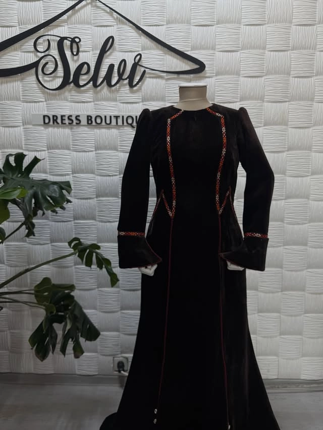 Türkmen fasonlar pombarh fasonlar Fasonlar 2025 fasonlar fason moda modalar Bezen bezen Türkmen fasonlar 2026 Türkmen fasonlar 2025 Türkmen fasonlar 2024 Türkmen fasonlar 2023 turkmenistan türkmenistan turkmen türkmen ashgabat  asgabat aşgabat balkan mary lebap dashoguz dasoguz daşoguz pombarh ponbarhat gulyupek gülýüpek stapel ştapel Gralan Çüýdeşen Abaýa Gadymy Krep Gurultaý 	Keteni Ýüpek Şifon Gipýur Lyon Welwet Atlas Kaşemir Streýç Suzana Ştapel Gülýüpek Pombarh Ýupka Gursakça Aksesuarlar Palto Penjek Okuw eşik Fata Sport eşik Uniforma Nakidka Öýme Şarf kompýuter ýaka ýaglyk Arenda köýnek 2nji el köýnek Taýyn köýnek Matalar Milli lybas milli lybaslar Toý köýnek Toý köýnekler toy koynek toy koynekler gundelik koynekler Gündelik	 
 köýnekler fata koynek Modern taze fason Eskiz koynektm turkmenkoynek türkmenkoynek fason moda moda fasonlar Iş eşik el iş	sada	ýakaly ýakasyz	keşdeli biserli	ýeňli giň nagyşly ýüregi açyk stoýka ýaka ýanly kombinasiýa 	zerli üsti aşak guşakly seçekli gysga ýeňli 