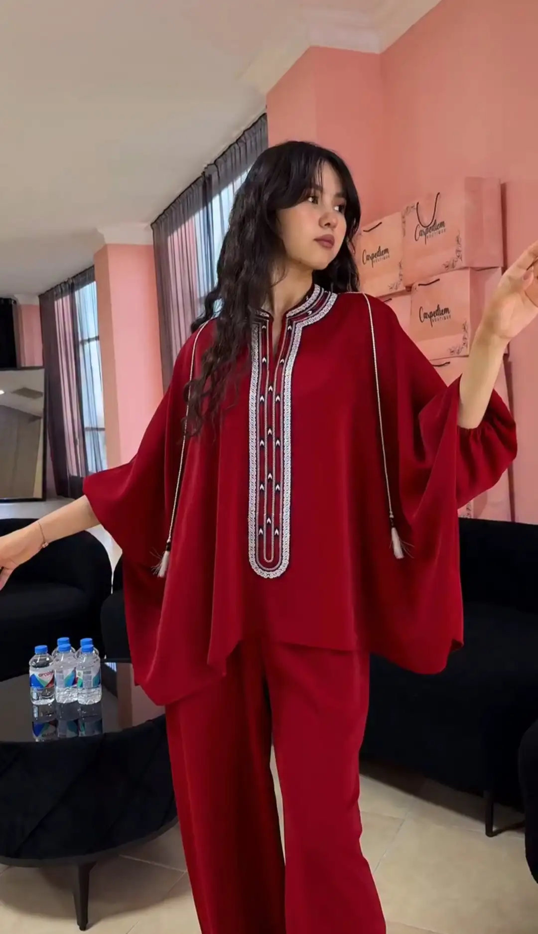 Türkmen fasonlar pombarh fasonlar Fasonlar 2025 fasonlar fason moda modalar Bezen bezen Türkmen fasonlar 2026 Türkmen fasonlar 2025 Türkmen fasonlar 2024 Türkmen fasonlar 2023 turkmenistan türkmenistan turkmen türkmen ashgabat  asgabat aşgabat balkan mary lebap dashoguz dasoguz daşoguz pombarh ponbarhat gulyupek gülýüpek stapel ştapel Gralan Çüýdeşen Abaýa Gadymy Krep Gurultaý 	Keteni Ýüpek Şifon Gipýur Lyon Welwet Atlas Kaşemir Streýç Suzana Ştapel Gülýüpek Pombarh Ýupka Gursakça Aksesuarlar Palto Penjek Okuw eşik Fata Sport eşik Uniforma Nakidka Öýme Şarf kompýuter ýaka ýaglyk Arenda köýnek 2nji el köýnek Taýyn köýnek Matalar Milli lybas milli lybaslar Toý köýnek Toý köýnekler toy koynek toy koynekler gundelik koynekler Gündelik	 
 köýnekler fata koynek Modern taze fason Eskiz koynektm turkmenkoynek türkmenkoynek fason moda moda fasonlar Iş eşik el iş	sada	ýakaly ýakasyz	keşdeli biserli	ýeňli giň nagyşly ýüregi açyk stoýka ýaka ýanly kombinasiýa 	zerli üsti aşak guşakly seçekli gysga ýeňli Şifon Modern el iş, ýakasyz, gysga ýeňli, giň, üsti aşak 17-25, 26-35 Goýy-gyzyl tomus, guyz Taýyn köýnek