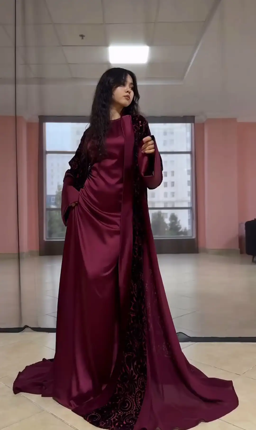 Türkmen fasonlar pombarh fasonlar Fasonlar 2025 fasonlar fason moda modalar Bezen bezen Türkmen fasonlar 2026 Türkmen fasonlar 2025 Türkmen fasonlar 2024 Türkmen fasonlar 2023 turkmenistan türkmenistan turkmen türkmen ashgabat  asgabat aşgabat balkan mary lebap dashoguz dasoguz daşoguz pombarh ponbarhat gulyupek gülýüpek stapel ştapel Gralan Çüýdeşen Abaýa Gadymy Krep Gurultaý 	Keteni Ýüpek Şifon Gipýur Lyon Welwet Atlas Kaşemir Streýç Suzana Ştapel Gülýüpek Pombarh Ýupka Gursakça Aksesuarlar Palto Penjek Okuw eşik Fata Sport eşik Uniforma Nakidka Öýme Şarf kompýuter ýaka ýaglyk Arenda köýnek 2nji el köýnek Taýyn köýnek Matalar Milli lybas milli lybaslar Toý köýnek Toý köýnekler toy koynek toy koynekler gundelik koynekler Gündelik	 
 köýnekler fata koynek Modern taze fason Eskiz koynektm turkmenkoynek türkmenkoynek fason moda moda fasonlar Iş eşik el iş	sada	ýakaly ýakasyz	keşdeli biserli	ýeňli giň nagyşly ýüregi açyk stoýka ýaka ýanly kombinasiýa 	zerli üsti aşak guşakly seçekli gysga ýeňli Şifon, Panbarhat (Pombarh) Toý köýnek, Modern ýakasyz, ýeňli, giň, kombinasiýa 17-25, 26-35 Goýy-gyzyl, Gyzyl tomus, guyz