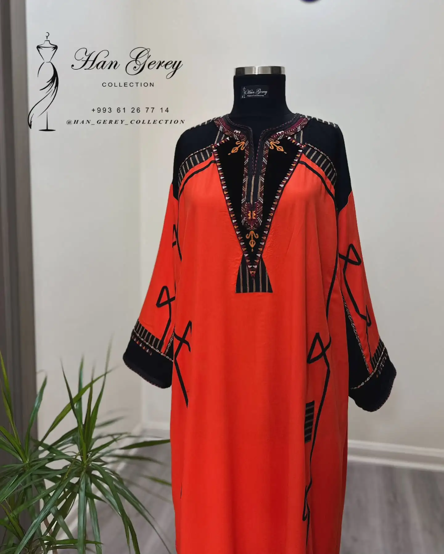 Türkmen fasonlar pombarh fasonlar Fasonlar 2025 fasonlar fason moda modalar Bezen bezen Türkmen fasonlar 2026 Türkmen fasonlar 2025 Türkmen fasonlar 2024 Türkmen fasonlar 2023 turkmenistan türkmenistan turkmen türkmen ashgabat  asgabat aşgabat balkan mary lebap dashoguz dasoguz daşoguz pombarh ponbarhat gulyupek gülýüpek stapel ştapel Gralan Çüýdeşen Abaýa Gadymy Krep Gurultaý 	Keteni Ýüpek Şifon Gipýur Lyon Welwet Atlas Kaşemir Streýç Suzana Ştapel Gülýüpek Pombarh Ýupka Gursakça Aksesuarlar Palto Penjek Okuw eşik Fata Sport eşik Uniforma Nakidka Öýme Şarf kompýuter ýaka ýaglyk Arenda köýnek 2nji el köýnek Taýyn köýnek Matalar Milli lybas milli lybaslar Toý köýnek Toý köýnekler toy koynek toy koynekler gundelik koynekler Gündelik	 
 köýnekler fata koynek Modern taze fason Eskiz koynektm turkmenkoynek türkmenkoynek fason moda moda fasonlar Iş eşik el iş	sada	ýakaly ýakasyz	keşdeli biserli	ýeňli giň nagyşly ýüregi açyk stoýka ýaka ýanly kombinasiýa 	zerli üsti aşak guşakly seçekli gysga ýeňli Ştapel Toý köýnek el iş, ýakaly  Gara, Mämişi