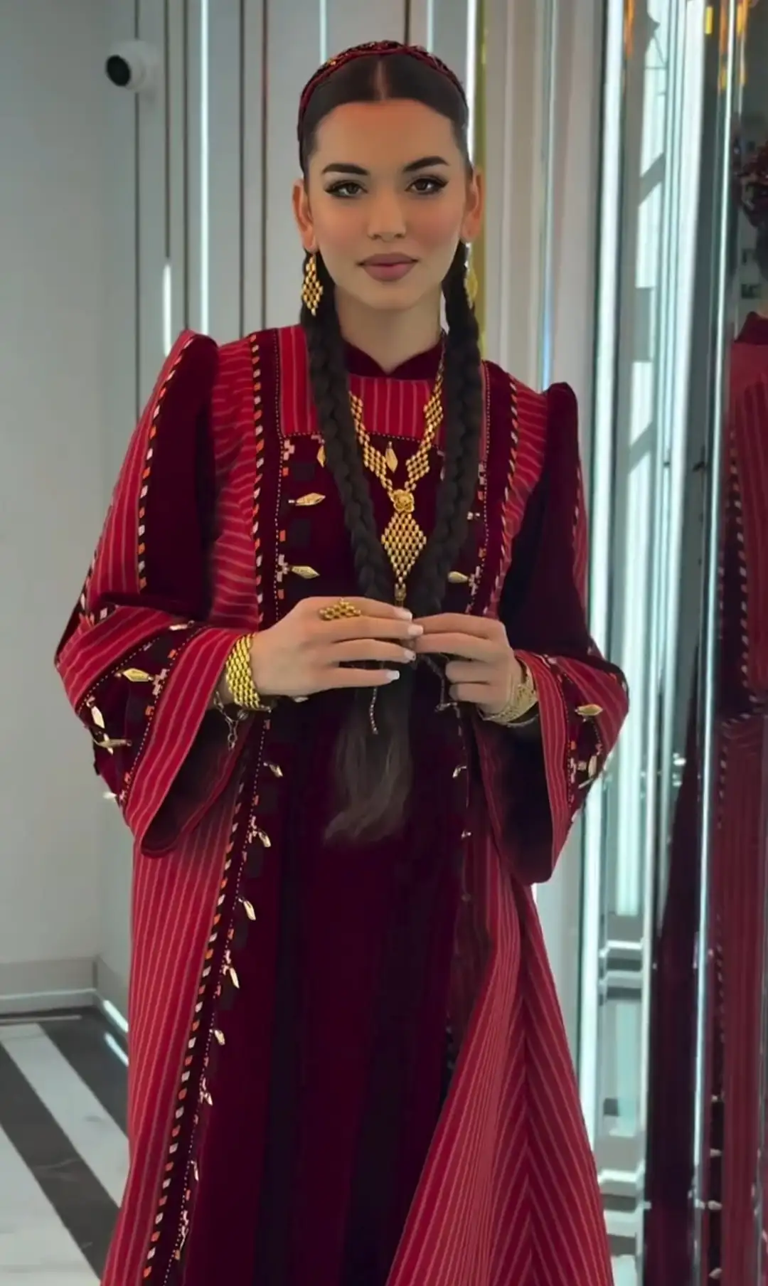 Türkmen fasonlar pombarh fasonlar Fasonlar 2025 fasonlar fason moda modalar Bezen bezen Türkmen fasonlar 2026 Türkmen fasonlar 2025 Türkmen fasonlar 2024 Türkmen fasonlar 2023 turkmenistan türkmenistan turkmen türkmen ashgabat  asgabat aşgabat balkan mary lebap dashoguz dasoguz daşoguz pombarh ponbarhat gulyupek gülýüpek stapel ştapel Gralan Çüýdeşen Abaýa Gadymy Krep Gurultaý 	Keteni Ýüpek Şifon Gipýur Lyon Welwet Atlas Kaşemir Streýç Suzana Ştapel Gülýüpek Pombarh Ýupka Gursakça Aksesuarlar Palto Penjek Okuw eşik Fata Sport eşik Uniforma Nakidka Öýme Şarf kompýuter ýaka ýaglyk Arenda köýnek 2nji el köýnek Taýyn köýnek Matalar Milli lybas milli lybaslar Toý köýnek Toý köýnekler toy koynek toy koynekler gundelik koynekler Gündelik	 
 köýnekler fata koynek Modern taze fason Eskiz koynektm turkmenkoynek türkmenkoynek fason moda moda fasonlar Iş eşik el iş	sada	ýakaly ýakasyz	keşdeli biserli	ýeňli giň nagyşly ýüregi açyk stoýka ýaka ýanly kombinasiýa 	zerli üsti aşak guşakly seçekli gysga ýeňli Keteni, Panbarhat (Pombarh) Toý köýnek, Milli lybas, Uçurym köýnek el iş, keşdeli, ýakaly, ýeňli, giň, kombinasiýa, nagyşly 17-25 Goýy-gyzyl, Gyzyl yaz, guyz