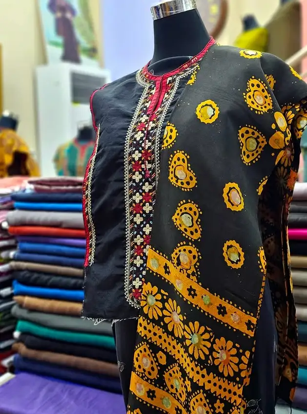 Türkmen fasonlar pombarh fasonlar Fasonlar 2025 fasonlar fason moda modalar Bezen bezen Türkmen fasonlar 2026 Türkmen fasonlar 2025 Türkmen fasonlar 2024 Türkmen fasonlar 2023 turkmenistan türkmenistan turkmen türkmen ashgabat  asgabat aşgabat balkan mary lebap dashoguz dasoguz daşoguz pombarh ponbarhat gulyupek gülýüpek stapel ştapel Gralan Çüýdeşen Abaýa Gadymy Krep Gurultaý 	Keteni Ýüpek Şifon Gipýur Lyon Welwet Atlas Kaşemir Streýç Suzana Ştapel Gülýüpek Pombarh Ýupka Gursakça Aksesuarlar Palto Penjek Okuw eşik Fata Sport eşik Uniforma Nakidka Öýme Şarf kompýuter ýaka ýaglyk Arenda köýnek 2nji el köýnek Taýyn köýnek Matalar Milli lybas milli lybaslar Toý köýnek Toý köýnekler toy koynek toy koynekler gundelik koynekler Gündelik	 
 köýnekler fata koynek Modern taze fason Eskiz koynektm turkmenkoynek türkmenkoynek fason moda moda fasonlar Iş eşik el iş	sada	ýakaly ýakasyz	keşdeli biserli	ýeňli giň nagyşly ýüregi açyk stoýka ýaka ýanly kombinasiýa 	zerli üsti aşak guşakly seçekli gysga ýeňli 