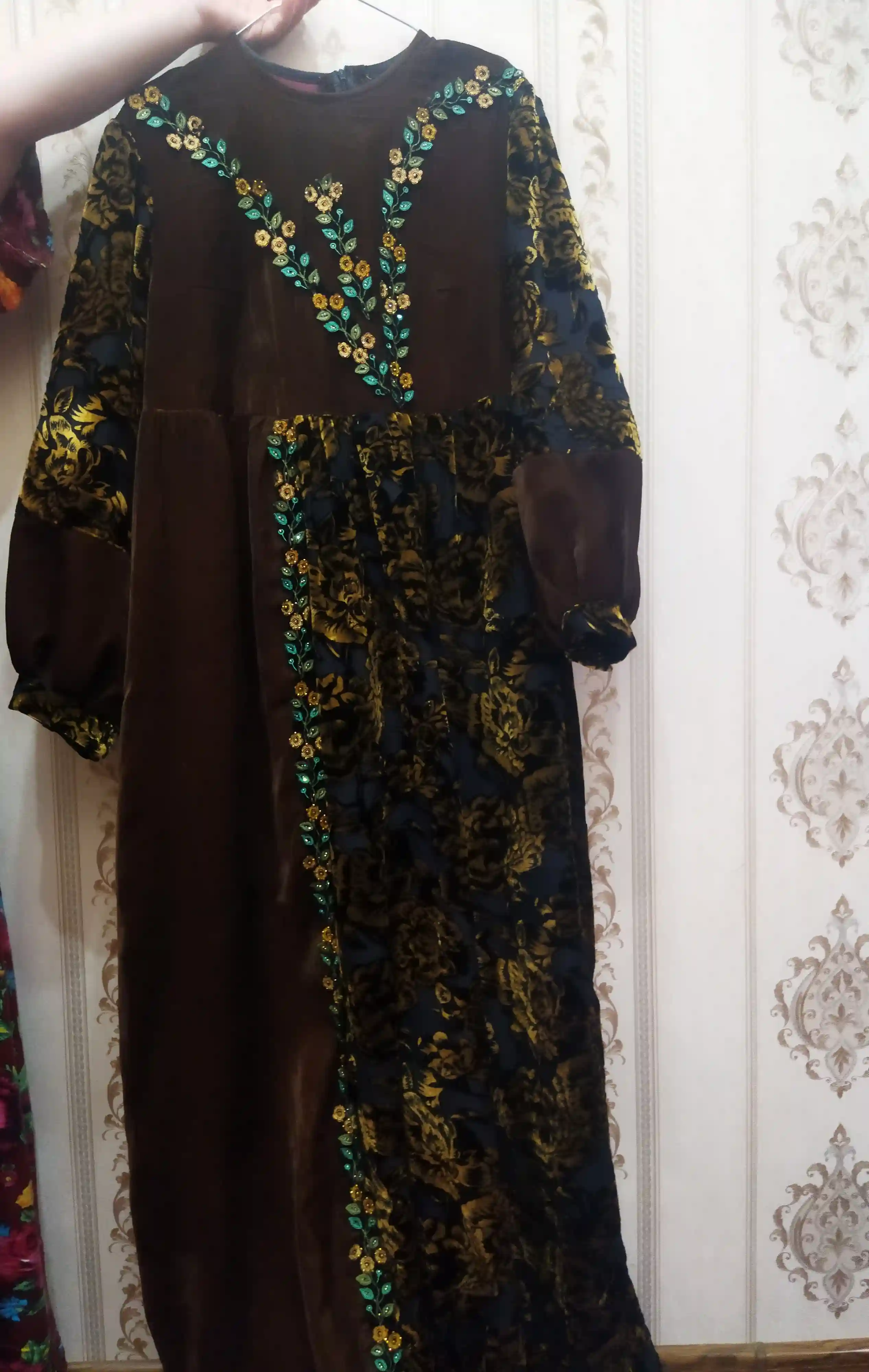 Türkmen fasonlar pombarh fasonlar Fasonlar 2025 fasonlar fason moda modalar Bezen bezen Türkmen fasonlar 2026 Türkmen fasonlar 2025 Türkmen fasonlar 2024 Türkmen fasonlar 2023 turkmenistan türkmenistan turkmen türkmen ashgabat  asgabat aşgabat balkan mary lebap dashoguz dasoguz daşoguz pombarh ponbarhat gulyupek gülýüpek stapel ştapel Gralan Çüýdeşen Abaýa Gadymy Krep Gurultaý 	Keteni Ýüpek Şifon Gipýur Lyon Welwet Atlas Kaşemir Streýç Suzana Ştapel Gülýüpek Pombarh Ýupka Gursakça Aksesuarlar Palto Penjek Okuw eşik Fata Sport eşik Uniforma Nakidka Öýme Şarf kompýuter ýaka ýaglyk Arenda köýnek 2nji el köýnek Taýyn köýnek Matalar Milli lybas milli lybaslar Toý köýnek Toý köýnekler toy koynek toy koynekler gundelik koynekler Gündelik	 
 köýnekler fata koynek Modern taze fason Eskiz koynektm turkmenkoynek türkmenkoynek fason moda moda fasonlar Iş eşik el iş	sada	ýakaly ýakasyz	keşdeli biserli	ýeňli giň nagyşly ýüregi açyk stoýka ýaka ýanly kombinasiýa 	zerli üsti aşak guşakly seçekli gysga ýeňli Toý köýnek gaş, kompýuter ýaka 17-25 Goýy-goňur  2nji el