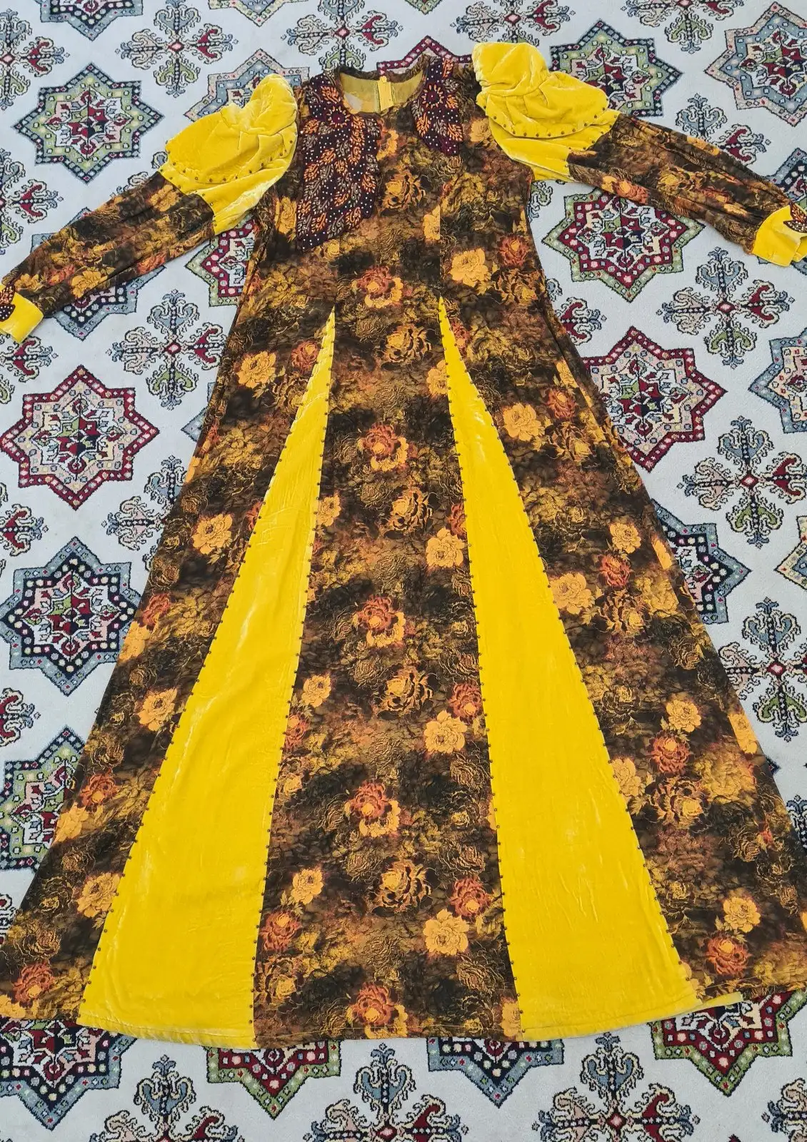 Türkmen fasonlar pombarh fasonlar Fasonlar 2025 fasonlar fason moda modalar Bezen bezen Türkmen fasonlar 2026 Türkmen fasonlar 2025 Türkmen fasonlar 2024 Türkmen fasonlar 2023 turkmenistan türkmenistan turkmen türkmen ashgabat  asgabat aşgabat balkan mary lebap dashoguz dasoguz daşoguz pombarh ponbarhat gulyupek gülýüpek stapel ştapel Gralan Çüýdeşen Abaýa Gadymy Krep Gurultaý 	Keteni Ýüpek Şifon Gipýur Lyon Welwet Atlas Kaşemir Streýç Suzana Ştapel Gülýüpek Pombarh Ýupka Gursakça Aksesuarlar Palto Penjek Okuw eşik Fata Sport eşik Uniforma Nakidka Öýme Şarf kompýuter ýaka ýaglyk Arenda köýnek 2nji el köýnek Taýyn köýnek Matalar Milli lybas milli lybaslar Toý köýnek Toý köýnekler toy koynek toy koynekler gundelik koynekler Gündelik	 
 köýnekler fata koynek Modern taze fason Eskiz koynektm turkmenkoynek türkmenkoynek fason moda moda fasonlar Iş eşik el iş	sada	ýakaly ýakasyz	keşdeli biserli	ýeňli giň nagyşly ýüregi açyk stoýka ýaka ýanly kombinasiýa 	zerli üsti aşak guşakly seçekli gysga ýeňli 