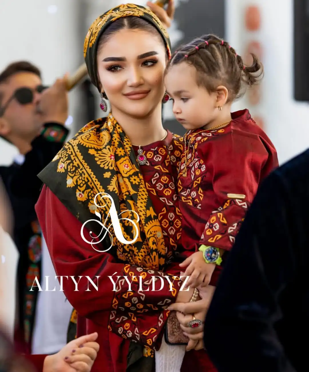 Türkmen fasonlar pombarh fasonlar Fasonlar 2025 fasonlar fason moda modalar Bezen bezen Türkmen fasonlar 2026 Türkmen fasonlar 2025 Türkmen fasonlar 2024 Türkmen fasonlar 2023 turkmenistan türkmenistan turkmen türkmen ashgabat  asgabat aşgabat balkan mary lebap dashoguz dasoguz daşoguz pombarh ponbarhat gulyupek gülýüpek stapel ştapel Gralan Çüýdeşen Abaýa Gadymy Krep Gurultaý 	Keteni Ýüpek Şifon Gipýur Lyon Welwet Atlas Kaşemir Streýç Suzana Ştapel Gülýüpek Pombarh Ýupka Gursakça Aksesuarlar Palto Penjek Okuw eşik Fata Sport eşik Uniforma Nakidka Öýme Şarf kompýuter ýaka ýaglyk Arenda köýnek 2nji el köýnek Taýyn köýnek Matalar Milli lybas milli lybaslar Toý köýnek Toý köýnekler toy koynek toy koynekler gundelik koynekler Gündelik	 
 köýnekler fata koynek Modern taze fason Eskiz koynektm turkmenkoynek türkmenkoynek fason moda moda fasonlar Iş eşik el iş	sada	ýakaly ýakasyz	keşdeli biserli	ýeňli giň nagyşly ýüregi açyk stoýka ýaka ýanly kombinasiýa 	zerli üsti aşak guşakly seçekli gysga ýeňli 