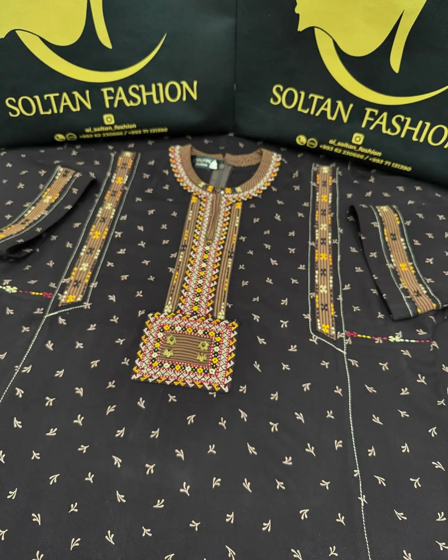 Türkmen fasonlar pombarh fasonlar Fasonlar 2025 fasonlar fason moda modalar Bezen bezen Türkmen fasonlar 2026 Türkmen fasonlar 2025 Türkmen fasonlar 2024 Türkmen fasonlar 2023 turkmenistan türkmenistan turkmen türkmen ashgabat  asgabat aşgabat balkan mary lebap dashoguz dasoguz daşoguz pombarh ponbarhat gulyupek gülýüpek stapel ştapel Gralan Çüýdeşen Abaýa Gadymy Krep Gurultaý 	Keteni Ýüpek Şifon Gipýur Lyon Welwet Atlas Kaşemir Streýç Suzana Ştapel Gülýüpek Pombarh Ýupka Gursakça Aksesuarlar Palto Penjek Okuw eşik Fata Sport eşik Uniforma Nakidka Öýme Şarf kompýuter ýaka ýaglyk Arenda köýnek 2nji el köýnek Taýyn köýnek Matalar Milli lybas milli lybaslar Toý köýnek Toý köýnekler toy koynek toy koynekler gundelik koynekler Gündelik	 
 köýnekler fata koynek Modern taze fason Eskiz koynektm turkmenkoynek türkmenkoynek fason moda moda fasonlar Iş eşik el iş	sada	ýakaly ýakasyz	keşdeli biserli	ýeňli giň nagyşly ýüregi açyk stoýka ýaka ýanly kombinasiýa 	zerli üsti aşak guşakly seçekli gysga ýeňli 