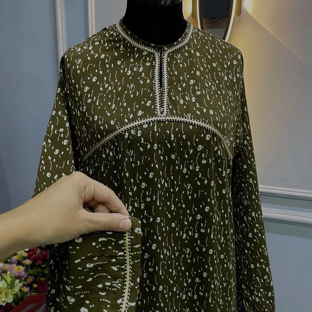 Türkmen fasonlar pombarh fasonlar Fasonlar 2025 fasonlar fason moda modalar Bezen bezen Türkmen fasonlar 2026 Türkmen fasonlar 2025 Türkmen fasonlar 2024 Türkmen fasonlar 2023 turkmenistan türkmenistan turkmen türkmen ashgabat  asgabat aşgabat balkan mary lebap dashoguz dasoguz daşoguz pombarh ponbarhat gulyupek gülýüpek stapel ştapel Gralan Çüýdeşen Abaýa Gadymy Krep Gurultaý 	Keteni Ýüpek Şifon Gipýur Lyon Welwet Atlas Kaşemir Streýç Suzana Ştapel Gülýüpek Pombarh Ýupka Gursakça Aksesuarlar Palto Penjek Okuw eşik Fata Sport eşik Uniforma Nakidka Öýme Şarf kompýuter ýaka ýaglyk Arenda köýnek 2nji el köýnek Taýyn köýnek Matalar Milli lybas milli lybaslar Toý köýnek Toý köýnekler toy koynek toy koynekler gundelik koynekler Gündelik	 
 köýnekler fata koynek Modern taze fason Eskiz koynektm turkmenkoynek türkmenkoynek fason moda moda fasonlar Iş eşik el iş	sada	ýakaly ýakasyz	keşdeli biserli	ýeňli giň nagyşly ýüregi açyk stoýka ýaka ýanly kombinasiýa 	zerli üsti aşak guşakly seçekli gysga ýeňli 