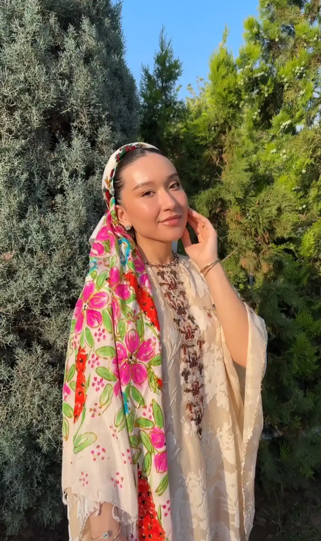 Türkmen fasonlar pombarh fasonlar Fasonlar 2025 fasonlar fason moda modalar Bezen bezen Türkmen fasonlar 2026 Türkmen fasonlar 2025 Türkmen fasonlar 2024 Türkmen fasonlar 2023 turkmenistan türkmenistan turkmen türkmen ashgabat  asgabat aşgabat balkan mary lebap dashoguz dasoguz daşoguz pombarh ponbarhat gulyupek gülýüpek stapel ştapel Gralan Çüýdeşen Abaýa Gadymy Krep Gurultaý 	Keteni Ýüpek Şifon Gipýur Lyon Welwet Atlas Kaşemir Streýç Suzana Ştapel Gülýüpek Pombarh Ýupka Gursakça Aksesuarlar Palto Penjek Okuw eşik Fata Sport eşik Uniforma Nakidka Öýme Şarf kompýuter ýaka ýaglyk Arenda köýnek 2nji el köýnek Taýyn köýnek Matalar Milli lybas milli lybaslar Toý köýnek Toý köýnekler toy koynek toy koynekler gundelik koynekler Gündelik	 
 köýnekler fata koynek Modern taze fason Eskiz koynektm turkmenkoynek türkmenkoynek fason moda moda fasonlar Iş eşik el iş	sada	ýakaly ýakasyz	keşdeli biserli	ýeňli giň nagyşly ýüregi açyk stoýka ýaka ýanly kombinasiýa 	zerli üsti aşak guşakly seçekli gysga ýeňli Şifon Toý köýnek el iş, ýakasyz, biserli, ýeňli, giň, nagyşly 17-25, 26-35 Bežewyý tomus, guyz