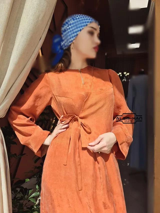 Türkmen fasonlar pombarh fasonlar Fasonlar 2025 fasonlar fason moda modalar Bezen bezen Türkmen fasonlar 2026 Türkmen fasonlar 2025 Türkmen fasonlar 2024 Türkmen fasonlar 2023 turkmenistan türkmenistan turkmen türkmen ashgabat  asgabat aşgabat balkan mary lebap dashoguz dasoguz daşoguz pombarh ponbarhat gulyupek gülýüpek stapel ştapel Gralan Çüýdeşen Abaýa Gadymy Krep Gurultaý 	Keteni Ýüpek Şifon Gipýur Lyon Welwet Atlas Kaşemir Streýç Suzana Ştapel Gülýüpek Pombarh Ýupka Gursakça Aksesuarlar Palto Penjek Okuw eşik Fata Sport eşik Uniforma Nakidka Öýme Şarf kompýuter ýaka ýaglyk Arenda köýnek 2nji el köýnek Taýyn köýnek Matalar Milli lybas milli lybaslar Toý köýnek Toý köýnekler toy koynek toy koynekler gundelik koynekler Gündelik	 
 köýnekler fata koynek Modern taze fason Eskiz koynektm turkmenkoynek türkmenkoynek fason moda moda fasonlar Iş eşik el iş	sada	ýakaly ýakasyz	keşdeli biserli	ýeňli giň nagyşly ýüregi açyk stoýka ýaka ýanly kombinasiýa 	zerli üsti aşak guşakly seçekli gysga ýeňli Toý köýnek, Modern, Gündelik ýakasyz, ýeňli, giň 26-35, 35+ Mämişi yaz, tomus, guyz