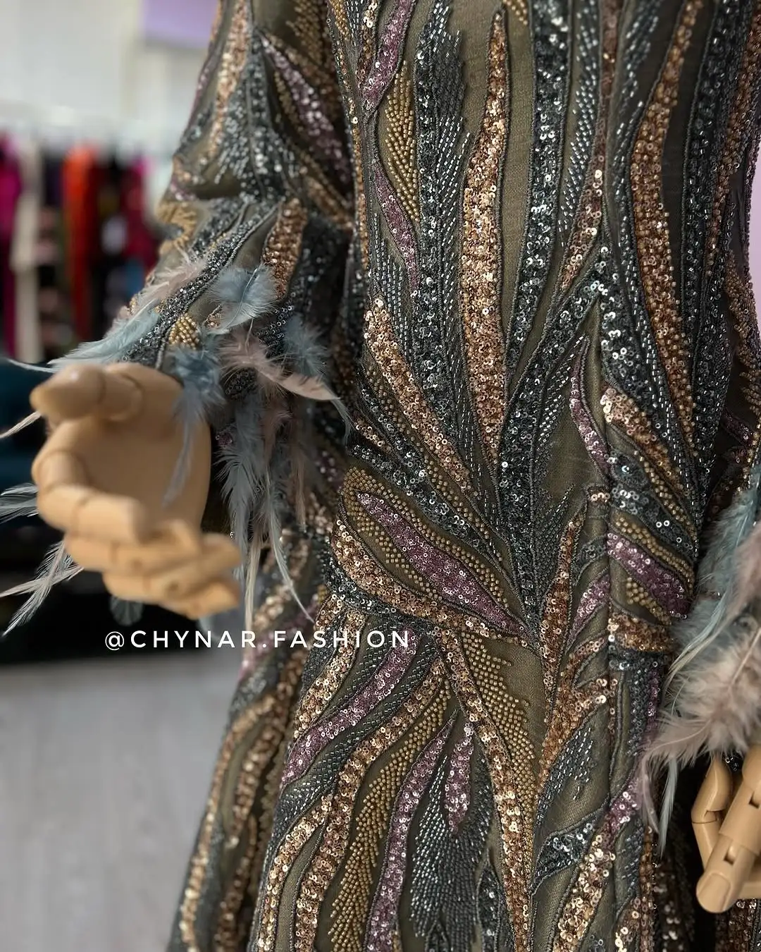 Türkmen fasonlar pombarh fasonlar Fasonlar 2025 fasonlar fason moda modalar Bezen bezen Türkmen fasonlar 2026 Türkmen fasonlar 2025 Türkmen fasonlar 2024 Türkmen fasonlar 2023 turkmenistan türkmenistan turkmen türkmen ashgabat  asgabat aşgabat balkan mary lebap dashoguz dasoguz daşoguz pombarh ponbarhat gulyupek gülýüpek stapel ştapel Gralan Çüýdeşen Abaýa Gadymy Krep Gurultaý 	Keteni Ýüpek Şifon Gipýur Lyon Welwet Atlas Kaşemir Streýç Suzana Ştapel Gülýüpek Pombarh Ýupka Gursakça Aksesuarlar Palto Penjek Okuw eşik Fata Sport eşik Uniforma Nakidka Öýme Şarf kompýuter ýaka ýaglyk Arenda köýnek 2nji el köýnek Taýyn köýnek Matalar Milli lybas milli lybaslar Toý köýnek Toý köýnekler toy koynek toy koynekler gundelik koynekler Gündelik	 
 köýnekler fata koynek Modern taze fason Eskiz koynektm turkmenkoynek türkmenkoynek fason moda moda fasonlar Iş eşik el iş	sada	ýakaly ýakasyz	keşdeli biserli	ýeňli giň nagyşly ýüregi açyk stoýka ýaka ýanly kombinasiýa 	zerli üsti aşak guşakly seçekli gysga ýeňli Gipýur Toý köýnek, Modern ýakasyz, biserli, ýeňli, zerli 17-25, 26-35 Çal