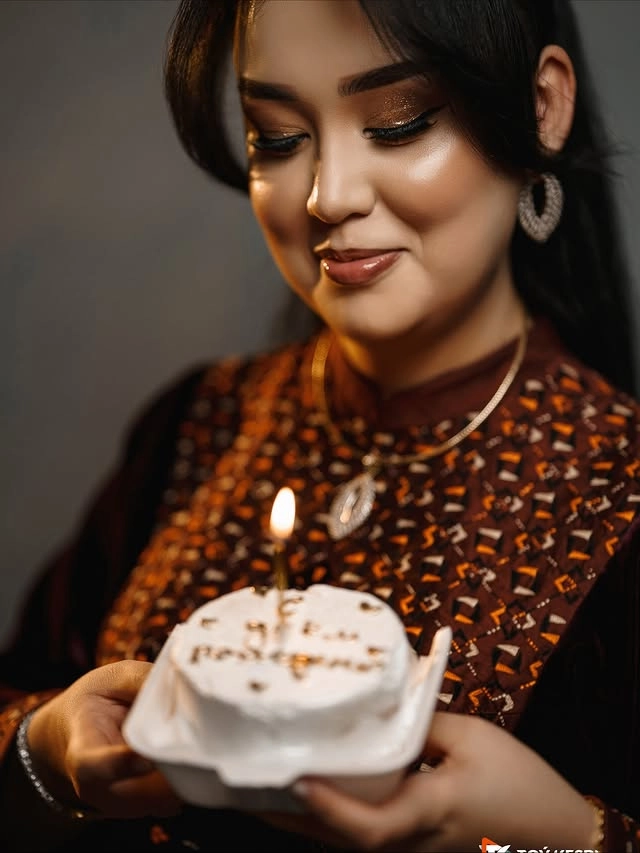 Türkmen fasonlar pombarh fasonlar Fasonlar 2025 fasonlar fason moda modalar Bezen bezen Türkmen fasonlar 2026 Türkmen fasonlar 2025 Türkmen fasonlar 2024 Türkmen fasonlar 2023 turkmenistan türkmenistan turkmen türkmen ashgabat  asgabat aşgabat balkan mary lebap dashoguz dasoguz daşoguz pombarh ponbarhat gulyupek gülýüpek stapel ştapel Gralan Çüýdeşen Abaýa Gadymy Krep Gurultaý 	Keteni Ýüpek Şifon Gipýur Lyon Welwet Atlas Kaşemir Streýç Suzana Ştapel Gülýüpek Pombarh Ýupka Gursakça Aksesuarlar Palto Penjek Okuw eşik Fata Sport eşik Uniforma Nakidka Öýme Şarf kompýuter ýaka ýaglyk Arenda köýnek 2nji el köýnek Taýyn köýnek Matalar Milli lybas milli lybaslar Toý köýnek Toý köýnekler toy koynek toy koynekler gundelik koynekler Gündelik	 
 köýnekler fata koynek Modern taze fason Eskiz koynektm turkmenkoynek türkmenkoynek fason moda moda fasonlar Iş eşik el iş	sada	ýakaly ýakasyz	keşdeli biserli	ýeňli giň nagyşly ýüregi açyk stoýka ýaka ýanly kombinasiýa 	zerli üsti aşak guşakly seçekli gysga ýeňli 