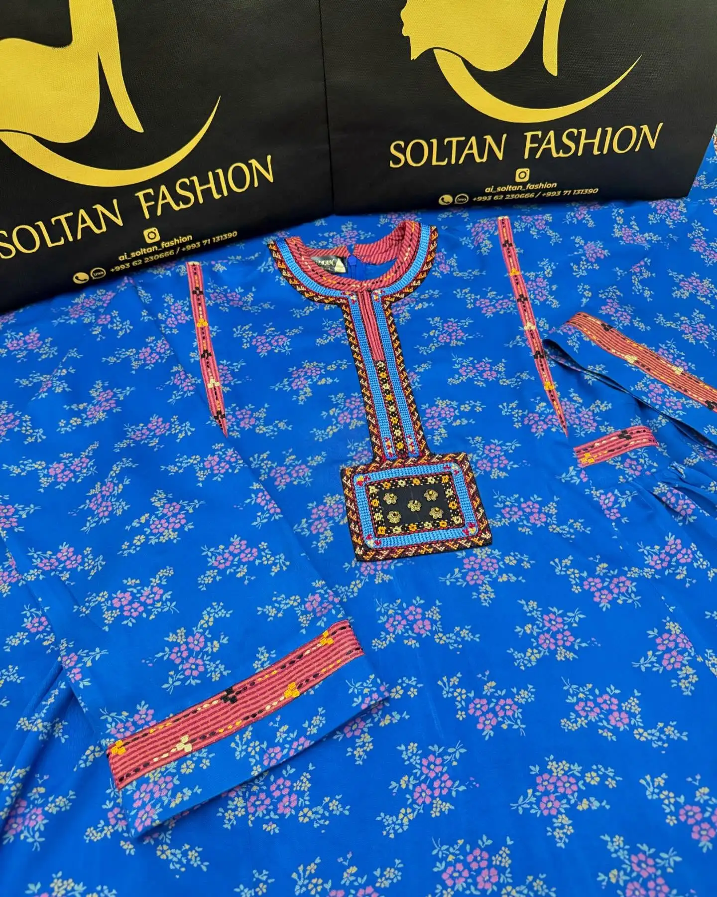 Türkmen fasonlar pombarh fasonlar Fasonlar 2025 fasonlar fason moda modalar Bezen bezen Türkmen fasonlar 2026 Türkmen fasonlar 2025 Türkmen fasonlar 2024 Türkmen fasonlar 2023 turkmenistan türkmenistan turkmen türkmen ashgabat  asgabat aşgabat balkan mary lebap dashoguz dasoguz daşoguz pombarh ponbarhat gulyupek gülýüpek stapel ştapel Gralan Çüýdeşen Abaýa Gadymy Krep Gurultaý 	Keteni Ýüpek Şifon Gipýur Lyon Welwet Atlas Kaşemir Streýç Suzana Ştapel Gülýüpek Pombarh Ýupka Gursakça Aksesuarlar Palto Penjek Okuw eşik Fata Sport eşik Uniforma Nakidka Öýme Şarf kompýuter ýaka ýaglyk Arenda köýnek 2nji el köýnek Taýyn köýnek Matalar Milli lybas milli lybaslar Toý köýnek Toý köýnekler toy koynek toy koynekler gundelik koynekler Gündelik	 
 köýnekler fata koynek Modern taze fason Eskiz koynektm turkmenkoynek türkmenkoynek fason moda moda fasonlar Iş eşik el iş	sada	ýakaly ýakasyz	keşdeli biserli	ýeňli giň nagyşly ýüregi açyk stoýka ýaka ýanly kombinasiýa 	zerli üsti aşak guşakly seçekli gysga ýeňli 