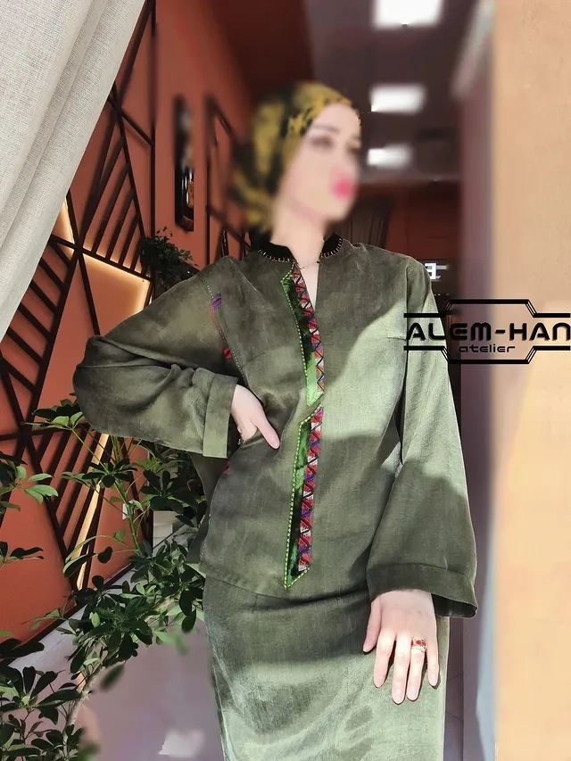 Türkmen fasonlar pombarh fasonlar Fasonlar 2025 fasonlar fason moda modalar Bezen bezen Türkmen fasonlar 2026 Türkmen fasonlar 2025 Türkmen fasonlar 2024 Türkmen fasonlar 2023 turkmenistan türkmenistan turkmen türkmen ashgabat  asgabat aşgabat balkan mary lebap dashoguz dasoguz daşoguz pombarh ponbarhat gulyupek gülýüpek stapel ştapel Gralan Çüýdeşen Abaýa Gadymy Krep Gurultaý 	Keteni Ýüpek Şifon Gipýur Lyon Welwet Atlas Kaşemir Streýç Suzana Ştapel Gülýüpek Pombarh Ýupka Gursakça Aksesuarlar Palto Penjek Okuw eşik Fata Sport eşik Uniforma Nakidka Öýme Şarf kompýuter ýaka ýaglyk Arenda köýnek 2nji el köýnek Taýyn köýnek Matalar Milli lybas milli lybaslar Toý köýnek Toý köýnekler toy koynek toy koynekler gundelik koynekler Gündelik	 
 köýnekler fata koynek Modern taze fason Eskiz koynektm turkmenkoynek türkmenkoynek fason moda moda fasonlar Iş eşik el iş	sada	ýakaly ýakasyz	keşdeli biserli	ýeňli giň nagyşly ýüregi açyk stoýka ýaka ýanly kombinasiýa 	zerli üsti aşak guşakly seçekli gysga ýeňli Toý köýnek, Modern ýakasyz, ýeňli, giň, üsti aşak 17-25, 26-35 Haki yaz, tomus, guyz