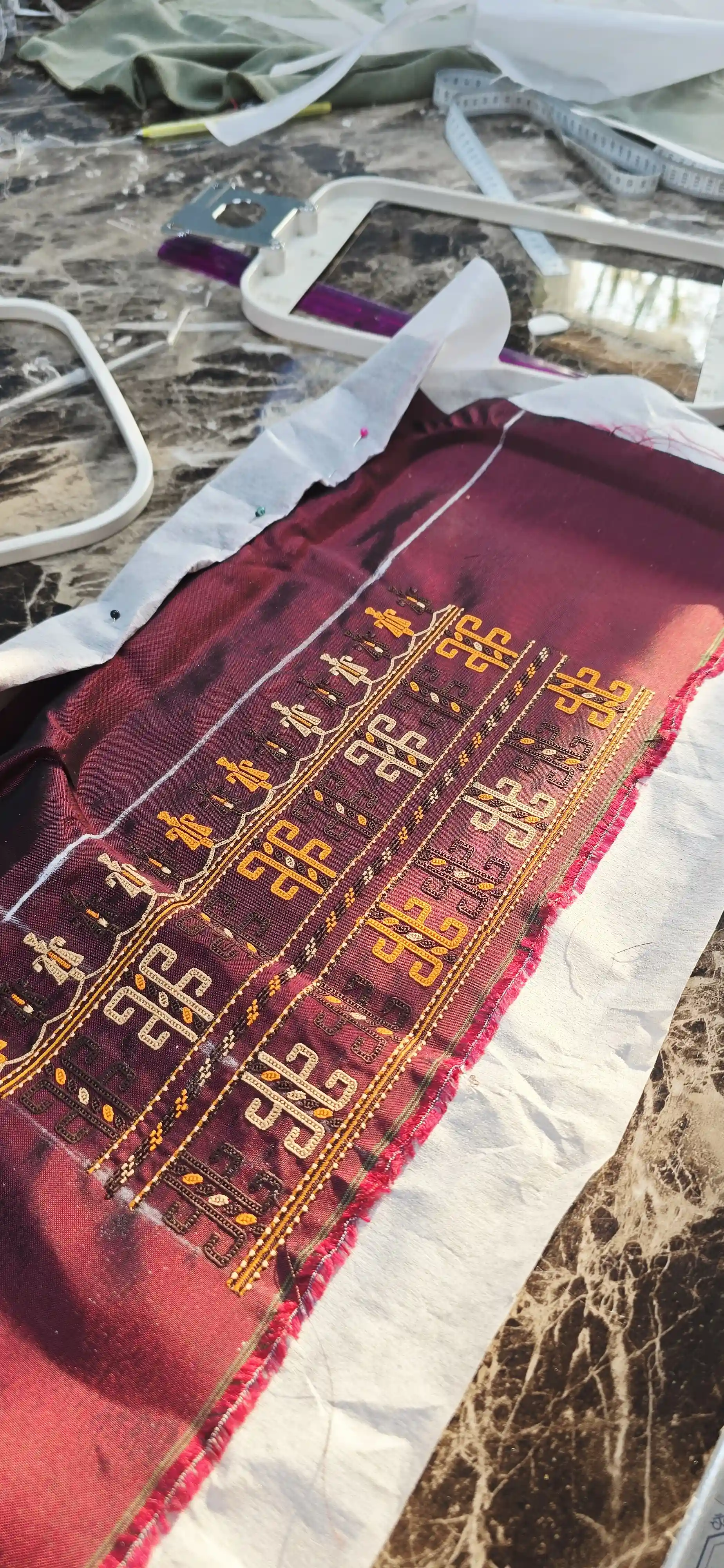 Türkmen fasonlar pombarh fasonlar Fasonlar 2025 fasonlar fason moda modalar Bezen bezen Türkmen fasonlar 2026 Türkmen fasonlar 2025 Türkmen fasonlar 2024 Türkmen fasonlar 2023 turkmenistan türkmenistan turkmen türkmen ashgabat  asgabat aşgabat balkan mary lebap dashoguz dasoguz daşoguz pombarh ponbarhat gulyupek gülýüpek stapel ştapel Gralan Çüýdeşen Abaýa Gadymy Krep Gurultaý 	Keteni Ýüpek Şifon Gipýur Lyon Welwet Atlas Kaşemir Streýç Suzana Ştapel Gülýüpek Pombarh Ýupka Gursakça Aksesuarlar Palto Penjek Okuw eşik Fata Sport eşik Uniforma Nakidka Öýme Şarf kompýuter ýaka ýaglyk Arenda köýnek 2nji el köýnek Taýyn köýnek Matalar Milli lybas milli lybaslar Toý köýnek Toý köýnekler toy koynek toy koynekler gundelik koynekler Gündelik	 
 köýnekler fata koynek Modern taze fason Eskiz koynektm turkmenkoynek türkmenkoynek fason moda moda fasonlar Iş eşik el iş	sada	ýakaly ýakasyz	keşdeli biserli	ýeňli giň nagyşly ýüregi açyk stoýka ýaka ýanly kombinasiýa 	zerli üsti aşak guşakly seçekli gysga ýeňli 