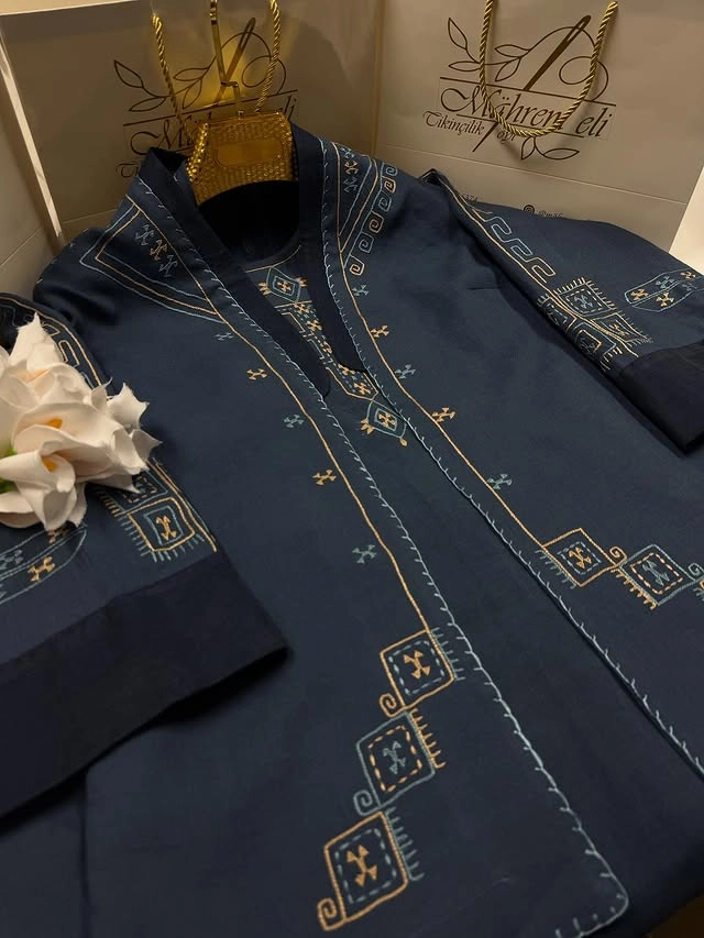 Türkmen fasonlar pombarh fasonlar Fasonlar 2025 fasonlar fason moda modalar Bezen bezen Türkmen fasonlar 2026 Türkmen fasonlar 2025 Türkmen fasonlar 2024 Türkmen fasonlar 2023 turkmenistan türkmenistan turkmen türkmen ashgabat  asgabat aşgabat balkan mary lebap dashoguz dasoguz daşoguz pombarh ponbarhat gulyupek gülýüpek stapel ştapel Gralan Çüýdeşen Abaýa Gadymy Krep Gurultaý 	Keteni Ýüpek Şifon Gipýur Lyon Welwet Atlas Kaşemir Streýç Suzana Ştapel Gülýüpek Pombarh Ýupka Gursakça Aksesuarlar Palto Penjek Okuw eşik Fata Sport eşik Uniforma Nakidka Öýme Şarf kompýuter ýaka ýaglyk Arenda köýnek 2nji el köýnek Taýyn köýnek Matalar Milli lybas milli lybaslar Toý köýnek Toý köýnekler toy koynek toy koynekler gundelik koynekler Gündelik	 
 köýnekler fata koynek Modern taze fason Eskiz koynektm turkmenkoynek türkmenkoynek fason moda moda fasonlar Iş eşik el iş	sada	ýakaly ýakasyz	keşdeli biserli	ýeňli giň nagyşly ýüregi açyk stoýka ýaka ýanly kombinasiýa 	zerli üsti aşak guşakly seçekli gysga ýeňli 