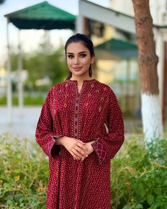 Türkmen fasonlar pombarh fasonlar Fasonlar 2025 fasonlar fason moda modalar Bezen bezen Türkmen fasonlar 2026 Türkmen fasonlar 2025 Türkmen fasonlar 2024 Türkmen fasonlar 2023 turkmenistan türkmenistan turkmen türkmen ashgabat  asgabat aşgabat balkan mary lebap dashoguz dasoguz daşoguz pombarh ponbarhat gulyupek gülýüpek stapel ştapel Gralan Çüýdeşen Abaýa Gadymy Krep Gurultaý 	Keteni Ýüpek Şifon Gipýur Lyon Welwet Atlas Kaşemir Streýç Suzana Ştapel Gülýüpek Pombarh Ýupka Gursakça Aksesuarlar Palto Penjek Okuw eşik Fata Sport eşik Uniforma Nakidka Öýme Şarf kompýuter ýaka ýaglyk Arenda köýnek 2nji el köýnek Taýyn köýnek Matalar Milli lybas milli lybaslar Toý köýnek Toý köýnekler toy koynek toy koynekler gundelik koynekler Gündelik	 
 köýnekler fata koynek Modern taze fason Eskiz koynektm turkmenkoynek türkmenkoynek fason moda moda fasonlar Iş eşik el iş	sada	ýakaly ýakasyz	keşdeli biserli	ýeňli giň nagyşly ýüregi açyk stoýka ýaka ýanly kombinasiýa 	zerli üsti aşak guşakly seçekli gysga ýeňli Ştapel Gündelik el iş, keşdeli, ýakaly, ýeňli, giň 17-25, 26-35 Goýy-gyzyl yaz, tomus, guyz, gysh