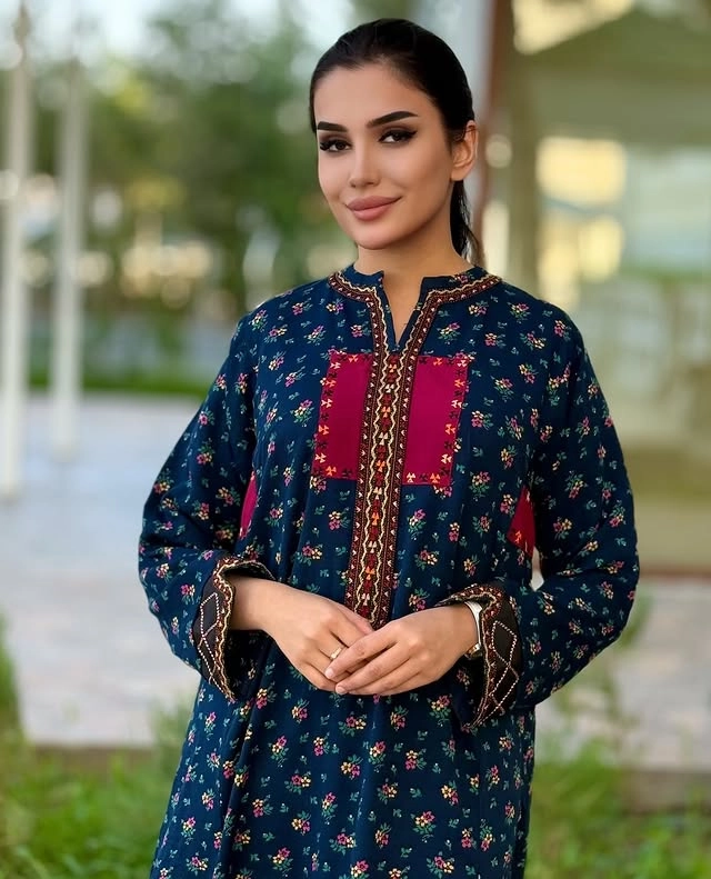 Türkmen fasonlar pombarh fasonlar Fasonlar 2025 fasonlar fason moda modalar Bezen bezen Türkmen fasonlar 2026 Türkmen fasonlar 2025 Türkmen fasonlar 2024 Türkmen fasonlar 2023 turkmenistan türkmenistan turkmen türkmen ashgabat  asgabat aşgabat balkan mary lebap dashoguz dasoguz daşoguz pombarh ponbarhat gulyupek gülýüpek stapel ştapel Gralan Çüýdeşen Abaýa Gadymy Krep Gurultaý 	Keteni Ýüpek Şifon Gipýur Lyon Welwet Atlas Kaşemir Streýç Suzana Ştapel Gülýüpek Pombarh Ýupka Gursakça Aksesuarlar Palto Penjek Okuw eşik Fata Sport eşik Uniforma Nakidka Öýme Şarf kompýuter ýaka ýaglyk Arenda köýnek 2nji el köýnek Taýyn köýnek Matalar Milli lybas milli lybaslar Toý köýnek Toý köýnekler toy koynek toy koynekler gundelik koynekler Gündelik	 
 köýnekler fata koynek Modern taze fason Eskiz koynektm turkmenkoynek türkmenkoynek fason moda moda fasonlar Iş eşik el iş	sada	ýakaly ýakasyz	keşdeli biserli	ýeňli giň nagyşly ýüregi açyk stoýka ýaka ýanly kombinasiýa 	zerli üsti aşak guşakly seçekli gysga ýeňli Ştapel Gündelik keşdeli, ýakaly, ýeňli, giň 12-16, 17-25, 26-35, 35+ Goýy-gök yaz, tomus, guyz, gysh Taýyn köýnek