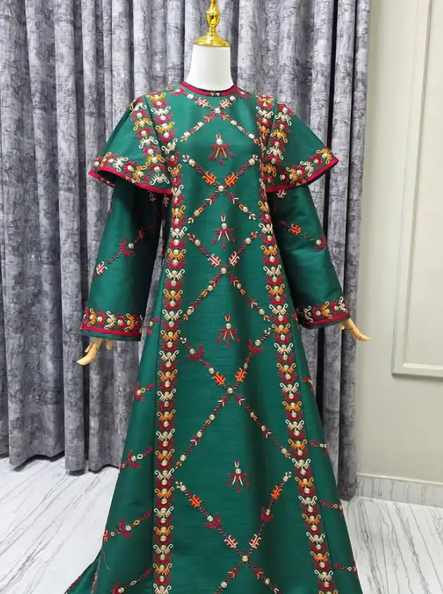 Türkmen fasonlar pombarh fasonlar Fasonlar 2025 fasonlar fason moda modalar Bezen bezen Türkmen fasonlar 2026 Türkmen fasonlar 2025 Türkmen fasonlar 2024 Türkmen fasonlar 2023 turkmenistan türkmenistan turkmen türkmen ashgabat  asgabat aşgabat balkan mary lebap dashoguz dasoguz daşoguz pombarh ponbarhat gulyupek gülýüpek stapel ştapel Gralan Çüýdeşen Abaýa Gadymy Krep Gurultaý 	Keteni Ýüpek Şifon Gipýur Lyon Welwet Atlas Kaşemir Streýç Suzana Ştapel Gülýüpek Pombarh Ýupka Gursakça Aksesuarlar Palto Penjek Okuw eşik Fata Sport eşik Uniforma Nakidka Öýme Şarf kompýuter ýaka ýaglyk Arenda köýnek 2nji el köýnek Taýyn köýnek Matalar Milli lybas milli lybaslar Toý köýnek Toý köýnekler toy koynek toy koynekler gundelik koynekler Gündelik	 
 köýnekler fata koynek Modern taze fason Eskiz koynektm turkmenkoynek türkmenkoynek fason moda moda fasonlar Iş eşik el iş	sada	ýakaly ýakasyz	keşdeli biserli	ýeňli giň nagyşly ýüregi açyk stoýka ýaka ýanly kombinasiýa 	zerli üsti aşak guşakly seçekli gysga ýeňli Şantu Toý köýnek keşdeli, ýakasyz, ýeňli, giň, nagyşly 17-25, 26-35 Goýy-ýaşyl yaz, tomus, guyz, gysh