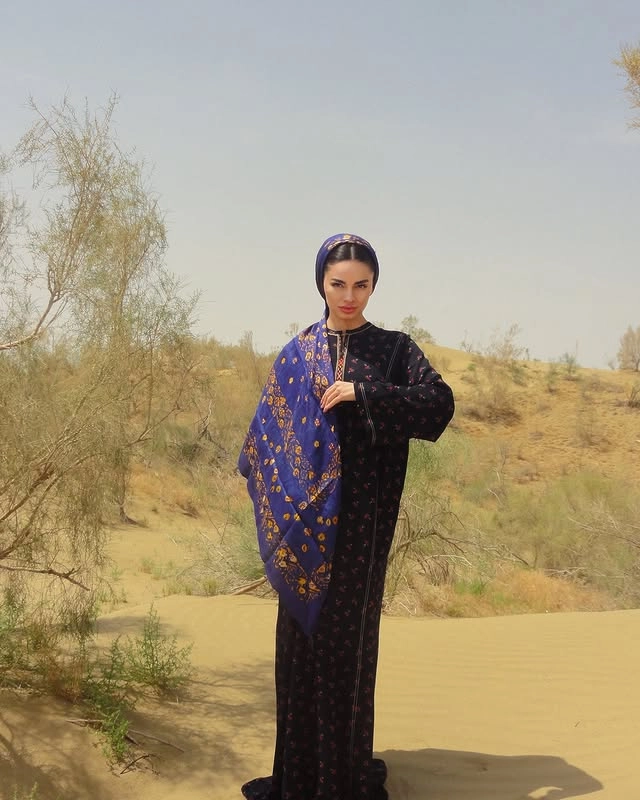 Türkmen fasonlar pombarh fasonlar Fasonlar 2025 fasonlar fason moda modalar Bezen bezen Türkmen fasonlar 2026 Türkmen fasonlar 2025 Türkmen fasonlar 2024 Türkmen fasonlar 2023 turkmenistan türkmenistan turkmen türkmen ashgabat  asgabat aşgabat balkan mary lebap dashoguz dasoguz daşoguz pombarh ponbarhat gulyupek gülýüpek stapel ştapel Gralan Çüýdeşen Abaýa Gadymy Krep Gurultaý 	Keteni Ýüpek Şifon Gipýur Lyon Welwet Atlas Kaşemir Streýç Suzana Ştapel Gülýüpek Pombarh Ýupka Gursakça Aksesuarlar Palto Penjek Okuw eşik Fata Sport eşik Uniforma Nakidka Öýme Şarf kompýuter ýaka ýaglyk Arenda köýnek 2nji el köýnek Taýyn köýnek Matalar Milli lybas milli lybaslar Toý köýnek Toý köýnekler toy koynek toy koynekler gundelik koynekler Gündelik	 
 köýnekler fata koynek Modern taze fason Eskiz koynektm turkmenkoynek türkmenkoynek fason moda moda fasonlar Iş eşik el iş	sada	ýakaly ýakasyz	keşdeli biserli	ýeňli giň nagyşly ýüregi açyk stoýka ýaka ýanly kombinasiýa 	zerli üsti aşak guşakly seçekli gysga ýeňli Ştapel Milli lybas el iş, ýakaly, ýeňli, giň 17-25, 26-35 Gara yaz, tomus, guyz