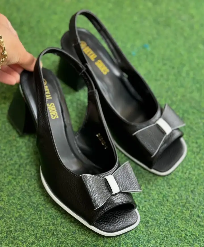 Türkmen fasonlar pombarh fasonlar Fasonlar 2025 fasonlar fason moda modalar Bezen bezen Türkmen fasonlar 2026 Türkmen fasonlar 2025 Türkmen fasonlar 2024 Türkmen fasonlar 2023 turkmenistan türkmenistan turkmen türkmen ashgabat  asgabat aşgabat balkan mary lebap dashoguz dasoguz daşoguz pombarh ponbarhat gulyupek gülýüpek stapel ştapel Gralan Çüýdeşen Abaýa Gadymy Krep Gurultaý 	Keteni Ýüpek Şifon Gipýur Lyon Welwet Atlas Kaşemir Streýç Suzana Ştapel Gülýüpek Pombarh Ýupka Gursakça Aksesuarlar Palto Penjek Okuw eşik Fata Sport eşik Uniforma Nakidka Öýme Şarf kompýuter ýaka ýaglyk Arenda köýnek 2nji el köýnek Taýyn köýnek Matalar Milli lybas milli lybaslar Toý köýnek Toý köýnekler toy koynek toy koynekler gundelik koynekler Gündelik	 
 köýnekler fata koynek Modern taze fason Eskiz koynektm turkmenkoynek türkmenkoynek fason moda moda fasonlar Iş eşik el iş	sada	ýakaly ýakasyz	keşdeli biserli	ýeňli giň nagyşly ýüregi açyk stoýka ýaka ýanly kombinasiýa 	zerli üsti aşak guşakly seçekli gysga ýeňli Haki, Gara, Ak  Aýakgap