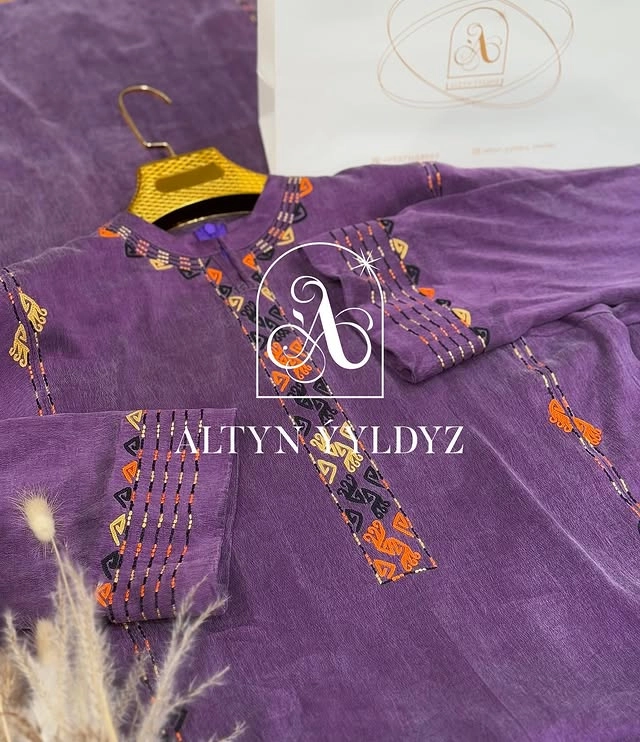 Türkmen fasonlar pombarh fasonlar Fasonlar 2025 fasonlar fason moda modalar Bezen bezen Türkmen fasonlar 2026 Türkmen fasonlar 2025 Türkmen fasonlar 2024 Türkmen fasonlar 2023 turkmenistan türkmenistan turkmen türkmen ashgabat  asgabat aşgabat balkan mary lebap dashoguz dasoguz daşoguz pombarh ponbarhat gulyupek gülýüpek stapel ştapel Gralan Çüýdeşen Abaýa Gadymy Krep Gurultaý 	Keteni Ýüpek Şifon Gipýur Lyon Welwet Atlas Kaşemir Streýç Suzana Ştapel Gülýüpek Pombarh Ýupka Gursakça Aksesuarlar Palto Penjek Okuw eşik Fata Sport eşik Uniforma Nakidka Öýme Şarf kompýuter ýaka ýaglyk Arenda köýnek 2nji el köýnek Taýyn köýnek Matalar Milli lybas milli lybaslar Toý köýnek Toý köýnekler toy koynek toy koynekler gundelik koynekler Gündelik	 
 köýnekler fata koynek Modern taze fason Eskiz koynektm turkmenkoynek türkmenkoynek fason moda moda fasonlar Iş eşik el iş	sada	ýakaly ýakasyz	keşdeli biserli	ýeňli giň nagyşly ýüregi açyk stoýka ýaka ýanly kombinasiýa 	zerli üsti aşak guşakly seçekli gysga ýeňli Ýüpek, Gülýüpek Milli lybas el iş, ýakaly, ýeňli, giň, nagyşly 26-35 #4B2C75 yaz, tomus