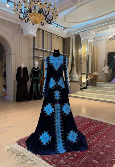 Türkmen fasonlar pombarh fasonlar Fasonlar 2025 fasonlar fason moda modalar Bezen bezen Türkmen fasonlar 2026 Türkmen fasonlar 2025 Türkmen fasonlar 2024 Türkmen fasonlar 2023 turkmenistan türkmenistan turkmen türkmen ashgabat  asgabat aşgabat balkan mary lebap dashoguz dasoguz daşoguz pombarh ponbarhat gulyupek gülýüpek stapel ştapel Gralan Çüýdeşen Abaýa Gadymy Krep Gurultaý 	Keteni Ýüpek Şifon Gipýur Lyon Welwet Atlas Kaşemir Streýç Suzana Ştapel Gülýüpek Pombarh Ýupka Gursakça Aksesuarlar Palto Penjek Okuw eşik Fata Sport eşik Uniforma Nakidka Öýme Şarf kompýuter ýaka ýaglyk Arenda köýnek 2nji el köýnek Taýyn köýnek Matalar Milli lybas milli lybaslar Toý köýnek Toý köýnekler toy koynek toy koynekler gundelik koynekler Gündelik	 
 köýnekler fata koynek Modern taze fason Eskiz koynektm turkmenkoynek türkmenkoynek fason moda moda fasonlar Iş eşik el iş	sada	ýakaly ýakasyz	keşdeli biserli	ýeňli giň nagyşly ýüregi açyk stoýka ýaka ýanly kombinasiýa 	zerli üsti aşak guşakly seçekli gysga ýeňli 