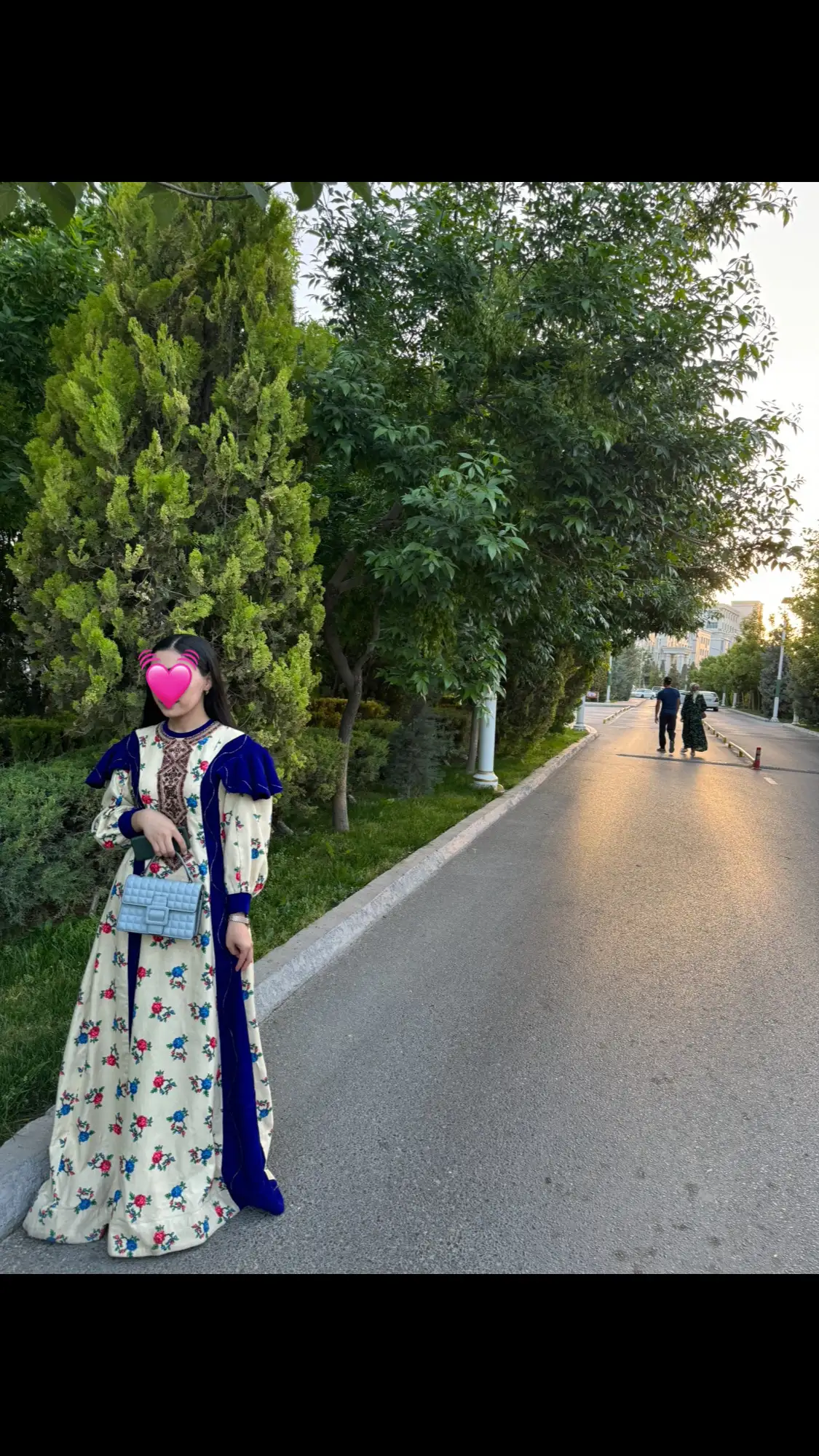 Türkmen fasonlar pombarh fasonlar Fasonlar 2025 fasonlar fason moda modalar Bezen bezen Türkmen fasonlar 2026 Türkmen fasonlar 2025 Türkmen fasonlar 2024 Türkmen fasonlar 2023 turkmenistan türkmenistan turkmen türkmen ashgabat  asgabat aşgabat balkan mary lebap dashoguz dasoguz daşoguz pombarh ponbarhat gulyupek gülýüpek stapel ştapel Gralan Çüýdeşen Abaýa Gadymy Krep Gurultaý 	Keteni Ýüpek Şifon Gipýur Lyon Welwet Atlas Kaşemir Streýç Suzana Ştapel Gülýüpek Pombarh Ýupka Gursakça Aksesuarlar Palto Penjek Okuw eşik Fata Sport eşik Uniforma Nakidka Öýme Şarf kompýuter ýaka ýaglyk Arenda köýnek 2nji el köýnek Taýyn köýnek Matalar Milli lybas milli lybaslar Toý köýnek Toý köýnekler toy koynek toy koynekler gundelik koynekler Gündelik	 
 köýnekler fata koynek Modern taze fason Eskiz koynektm turkmenkoynek türkmenkoynek fason moda moda fasonlar Iş eşik el iş	sada	ýakaly ýakasyz	keşdeli biserli	ýeňli giň nagyşly ýüregi açyk stoýka ýaka ýanly kombinasiýa 	zerli üsti aşak guşakly seçekli gysga ýeňli Ýüň Toý köýnek el iş, ýakaly, ýanly, ýeňli, giň, kombinasiýa 17-25 Bežewyý, Goýy-gök yaz, guyz 2nji el