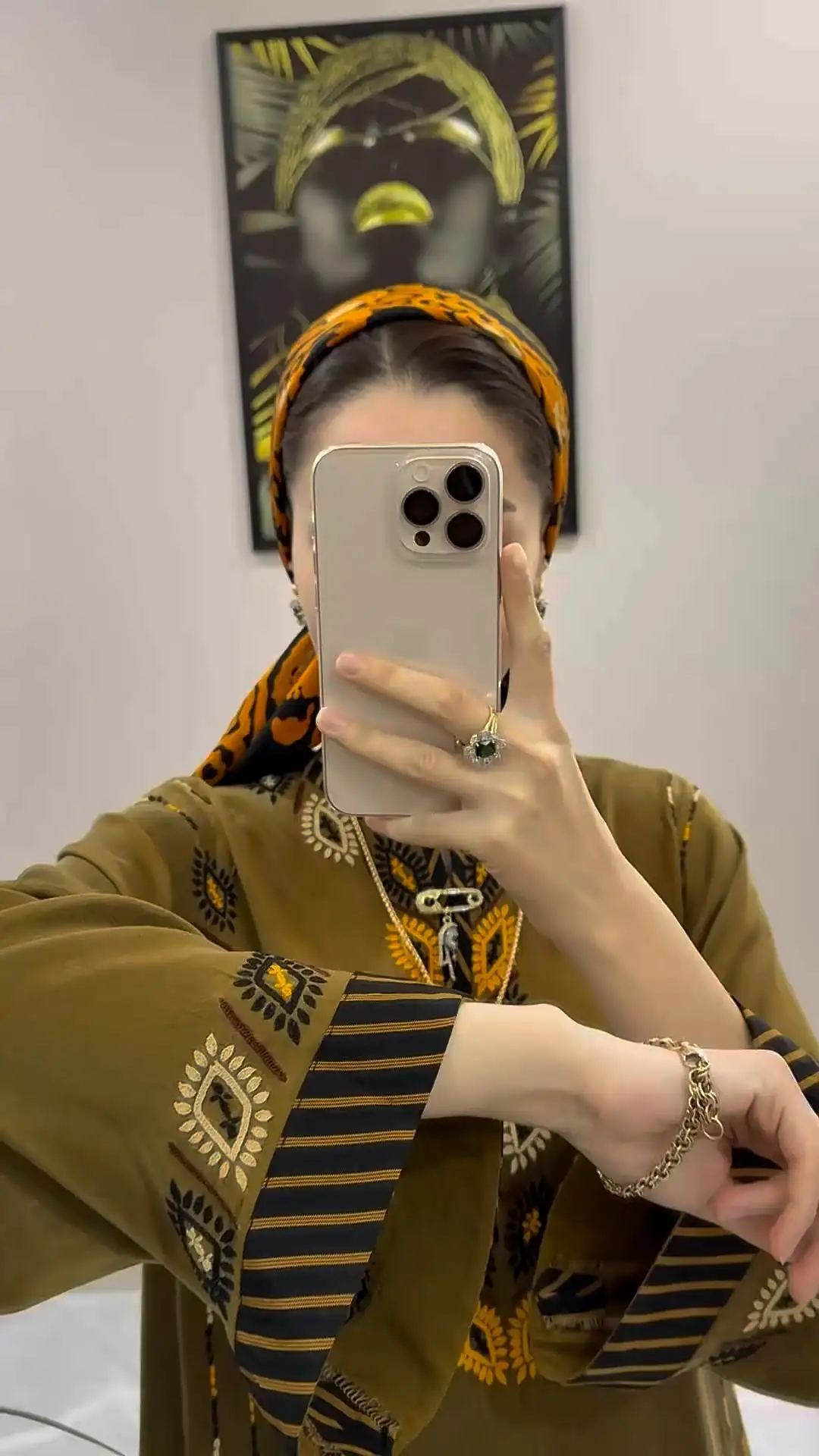 Türkmen fasonlar pombarh fasonlar Fasonlar 2025 fasonlar fason moda modalar Bezen bezen Türkmen fasonlar 2026 Türkmen fasonlar 2025 Türkmen fasonlar 2024 Türkmen fasonlar 2023 turkmenistan türkmenistan turkmen türkmen ashgabat  asgabat aşgabat balkan mary lebap dashoguz dasoguz daşoguz pombarh ponbarhat gulyupek gülýüpek stapel ştapel Gralan Çüýdeşen Abaýa Gadymy Krep Gurultaý 	Keteni Ýüpek Şifon Gipýur Lyon Welwet Atlas Kaşemir Streýç Suzana Ştapel Gülýüpek Pombarh Ýupka Gursakça Aksesuarlar Palto Penjek Okuw eşik Fata Sport eşik Uniforma Nakidka Öýme Şarf kompýuter ýaka ýaglyk Arenda köýnek 2nji el köýnek Taýyn köýnek Matalar Milli lybas milli lybaslar Toý köýnek Toý köýnekler toy koynek toy koynekler gundelik koynekler Gündelik	 
 köýnekler fata koynek Modern taze fason Eskiz koynektm turkmenkoynek türkmenkoynek fason moda moda fasonlar Iş eşik el iş	sada	ýakaly ýakasyz	keşdeli biserli	ýeňli giň nagyşly ýüregi açyk stoýka ýaka ýanly kombinasiýa 	zerli üsti aşak guşakly seçekli gysga ýeňli Gülýüpek Toý köýnek, Gündelik el iş, keşdeli, ýakaly, ýüregi açyk, ýeňli, giň, nagyşly 12-16, 17-25, 26-35 Haki