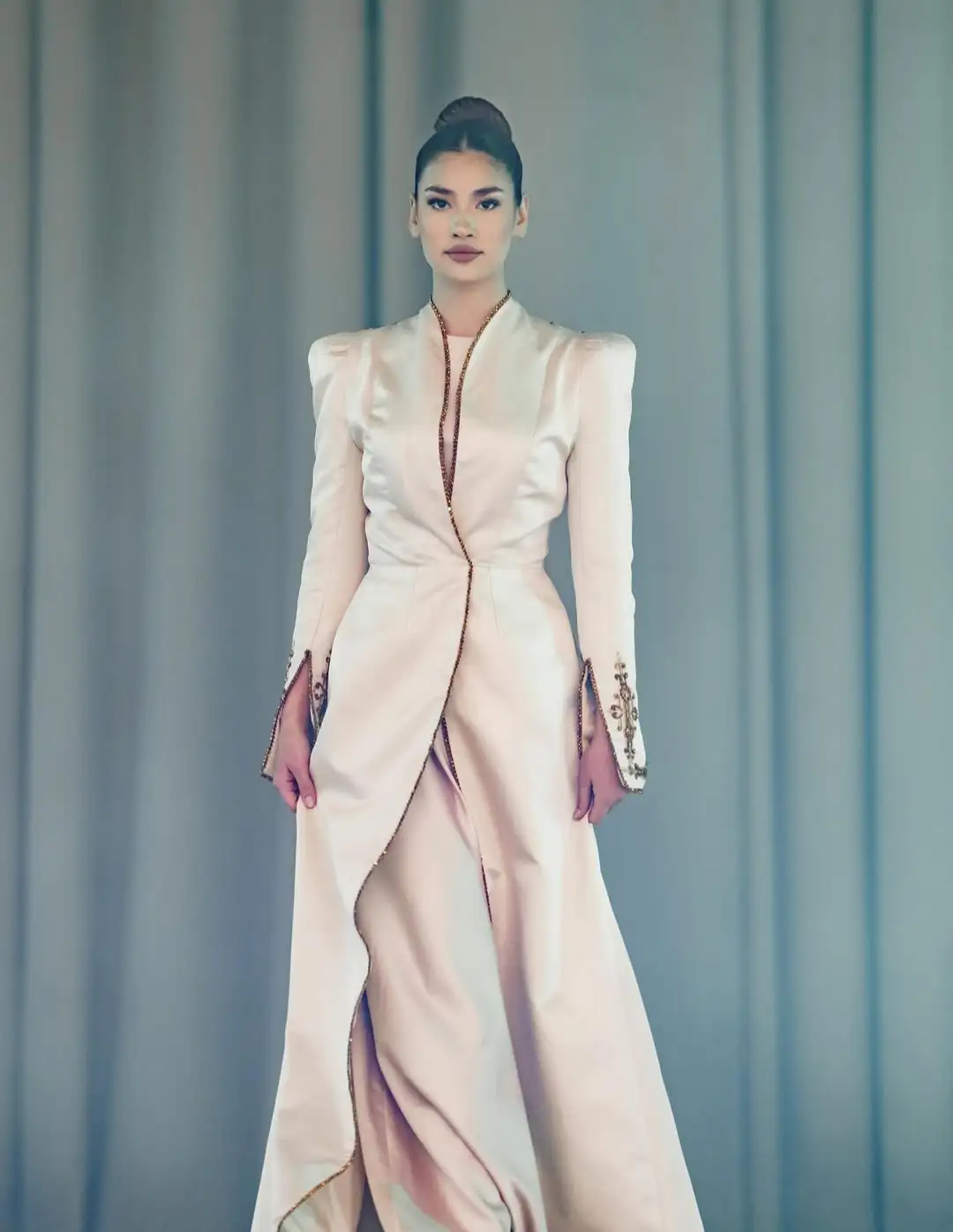 Türkmen fasonlar pombarh fasonlar Fasonlar 2025 fasonlar fason moda modalar Bezen bezen Türkmen fasonlar 2026 Türkmen fasonlar 2025 Türkmen fasonlar 2024 Türkmen fasonlar 2023 turkmenistan türkmenistan turkmen türkmen ashgabat  asgabat aşgabat balkan mary lebap dashoguz dasoguz daşoguz pombarh ponbarhat gulyupek gülýüpek stapel ştapel Gralan Çüýdeşen Abaýa Gadymy Krep Gurultaý 	Keteni Ýüpek Şifon Gipýur Lyon Welwet Atlas Kaşemir Streýç Suzana Ştapel Gülýüpek Pombarh Ýupka Gursakça Aksesuarlar Palto Penjek Okuw eşik Fata Sport eşik Uniforma Nakidka Öýme Şarf kompýuter ýaka ýaglyk Arenda köýnek 2nji el köýnek Taýyn köýnek Matalar Milli lybas milli lybaslar Toý köýnek Toý köýnekler toy koynek toy koynekler gundelik koynekler Gündelik	 
 köýnekler fata koynek Modern taze fason Eskiz koynektm turkmenkoynek türkmenkoynek fason moda moda fasonlar Iş eşik el iş	sada	ýakaly ýakasyz	keşdeli biserli	ýeňli giň nagyşly ýüregi açyk stoýka ýaka ýanly kombinasiýa 	zerli üsti aşak guşakly seçekli gysga ýeňli 