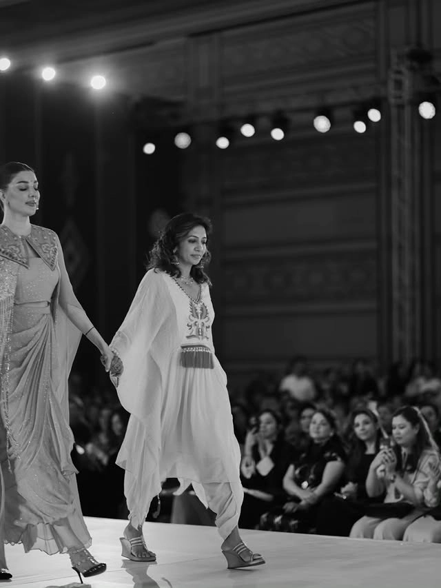 Türkmen fasonlar pombarh fasonlar Fasonlar 2025 fasonlar fason moda modalar Bezen bezen Türkmen fasonlar 2026 Türkmen fasonlar 2025 Türkmen fasonlar 2024 Türkmen fasonlar 2023 turkmenistan türkmenistan turkmen türkmen ashgabat  asgabat aşgabat balkan mary lebap dashoguz dasoguz daşoguz pombarh ponbarhat gulyupek gülýüpek stapel ştapel Gralan Çüýdeşen Abaýa Gadymy Krep Gurultaý 	Keteni Ýüpek Şifon Gipýur Lyon Welwet Atlas Kaşemir Streýç Suzana Ştapel Gülýüpek Pombarh Ýupka Gursakça Aksesuarlar Palto Penjek Okuw eşik Fata Sport eşik Uniforma Nakidka Öýme Şarf kompýuter ýaka ýaglyk Arenda köýnek 2nji el köýnek Taýyn köýnek Matalar Milli lybas milli lybaslar Toý köýnek Toý köýnekler toy koynek toy koynekler gundelik koynekler Gündelik	 
 köýnekler fata koynek Modern taze fason Eskiz koynektm turkmenkoynek türkmenkoynek fason moda moda fasonlar Iş eşik el iş	sada	ýakaly ýakasyz	keşdeli biserli	ýeňli giň nagyşly ýüregi açyk stoýka ýaka ýanly kombinasiýa 	zerli üsti aşak guşakly seçekli gysga ýeňli Modern TürkmenTextile Expo 2025 12-16, 17-25, 26-35, 35+  yaz, tomus, guyz, gysh