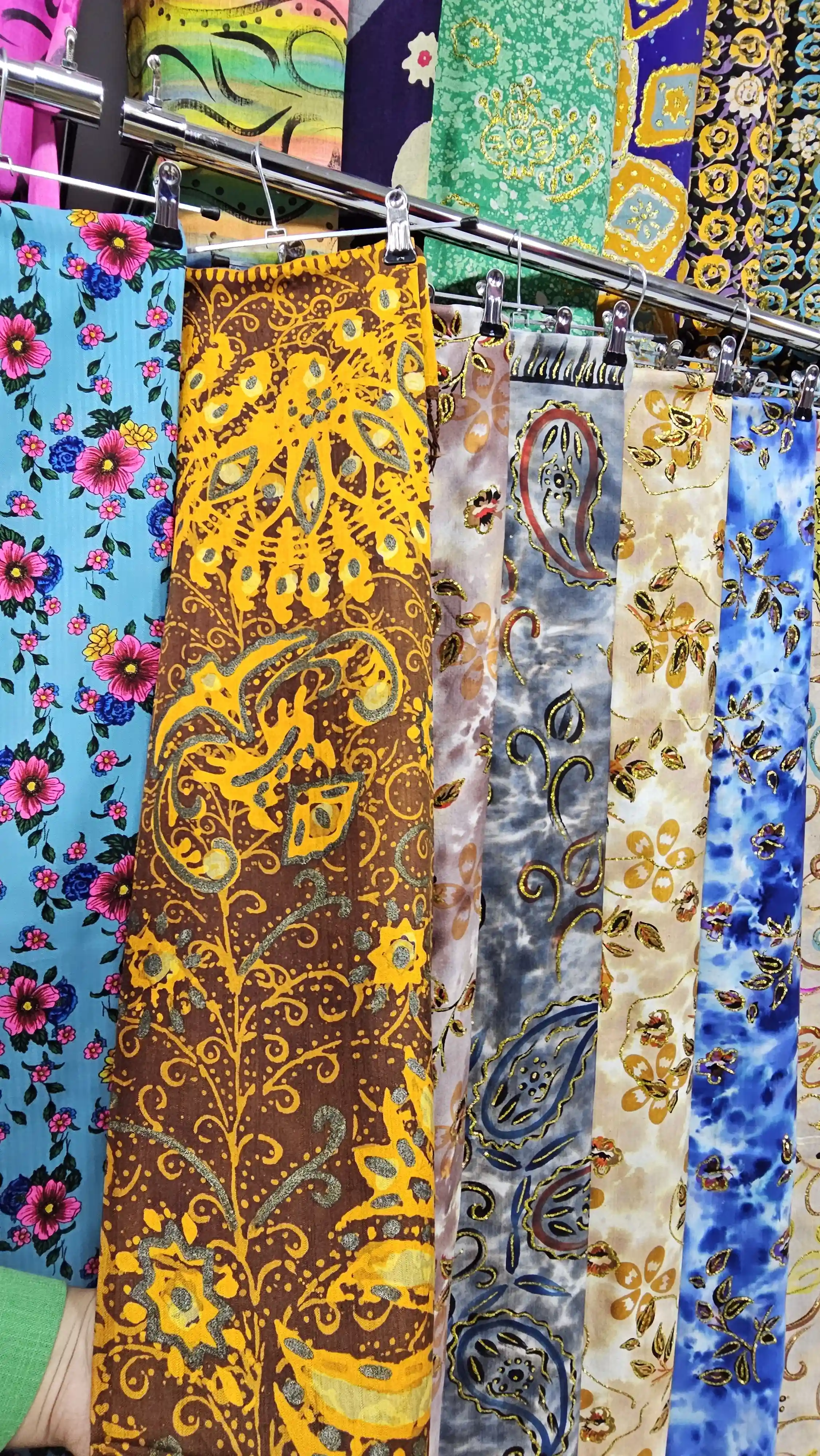 Türkmen fasonlar pombarh fasonlar Fasonlar 2025 fasonlar fason moda modalar Bezen bezen Türkmen fasonlar 2026 Türkmen fasonlar 2025 Türkmen fasonlar 2024 Türkmen fasonlar 2023 turkmenistan türkmenistan turkmen türkmen ashgabat  asgabat aşgabat balkan mary lebap dashoguz dasoguz daşoguz pombarh ponbarhat gulyupek gülýüpek stapel ştapel Gralan Çüýdeşen Abaýa Gadymy Krep Gurultaý 	Keteni Ýüpek Şifon Gipýur Lyon Welwet Atlas Kaşemir Streýç Suzana Ştapel Gülýüpek Pombarh Ýupka Gursakça Aksesuarlar Palto Penjek Okuw eşik Fata Sport eşik Uniforma Nakidka Öýme Şarf kompýuter ýaka ýaglyk Arenda köýnek 2nji el köýnek Taýyn köýnek Matalar Milli lybas milli lybaslar Toý köýnek Toý köýnekler toy koynek toy koynekler gundelik koynekler Gündelik	 
 köýnekler fata koynek Modern taze fason Eskiz koynektm turkmenkoynek türkmenkoynek fason moda moda fasonlar Iş eşik el iş	sada	ýakaly ýakasyz	keşdeli biserli	ýeňli giň nagyşly ýüregi açyk stoýka ýaka ýanly kombinasiýa 	zerli üsti aşak guşakly seçekli gysga ýeňli Öýme