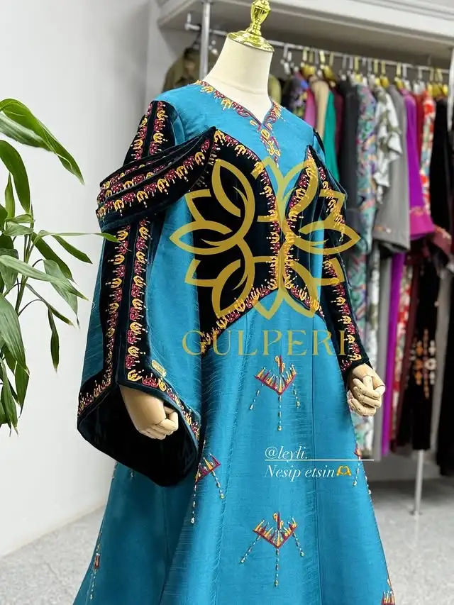 Türkmen fasonlar pombarh fasonlar Fasonlar 2025 fasonlar fason moda modalar Bezen bezen Türkmen fasonlar 2026 Türkmen fasonlar 2025 Türkmen fasonlar 2024 Türkmen fasonlar 2023 turkmenistan türkmenistan turkmen türkmen ashgabat  asgabat aşgabat balkan mary lebap dashoguz dasoguz daşoguz pombarh ponbarhat gulyupek gülýüpek stapel ştapel Gralan Çüýdeşen Abaýa Gadymy Krep Gurultaý 	Keteni Ýüpek Şifon Gipýur Lyon Welwet Atlas Kaşemir Streýç Suzana Ştapel Gülýüpek Pombarh Ýupka Gursakça Aksesuarlar Palto Penjek Okuw eşik Fata Sport eşik Uniforma Nakidka Öýme Şarf kompýuter ýaka ýaglyk Arenda köýnek 2nji el köýnek Taýyn köýnek Matalar Milli lybas milli lybaslar Toý köýnek Toý köýnekler toy koynek toy koynekler gundelik koynekler Gündelik	 
 köýnekler fata koynek Modern taze fason Eskiz koynektm turkmenkoynek türkmenkoynek fason moda moda fasonlar Iş eşik el iş	sada	ýakaly ýakasyz	keşdeli biserli	ýeňli giň nagyşly ýüregi açyk stoýka ýaka ýanly kombinasiýa 	zerli üsti aşak guşakly seçekli gysga ýeňli 