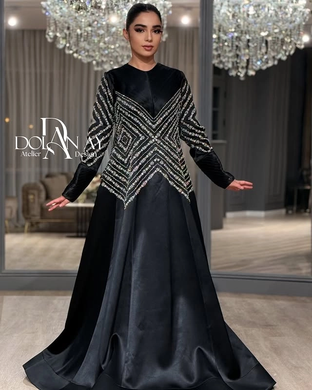 Türkmen fasonlar pombarh fasonlar Fasonlar 2025 fasonlar fason moda modalar Bezen bezen Türkmen fasonlar 2026 Türkmen fasonlar 2025 Türkmen fasonlar 2024 Türkmen fasonlar 2023 turkmenistan türkmenistan turkmen türkmen ashgabat  asgabat aşgabat balkan mary lebap dashoguz dasoguz daşoguz pombarh ponbarhat gulyupek gülýüpek stapel ştapel Gralan Çüýdeşen Abaýa Gadymy Krep Gurultaý 	Keteni Ýüpek Şifon Gipýur Lyon Welwet Atlas Kaşemir Streýç Suzana Ştapel Gülýüpek Pombarh Ýupka Gursakça Aksesuarlar Palto Penjek Okuw eşik Fata Sport eşik Uniforma Nakidka Öýme Şarf kompýuter ýaka ýaglyk Arenda köýnek 2nji el köýnek Taýyn köýnek Matalar Milli lybas milli lybaslar Toý köýnek Toý köýnekler toy koynek toy koynekler gundelik koynekler Gündelik	 
 köýnekler fata koynek Modern taze fason Eskiz koynektm turkmenkoynek türkmenkoynek fason moda moda fasonlar Iş eşik el iş	sada	ýakaly ýakasyz	keşdeli biserli	ýeňli giň nagyşly ýüregi açyk stoýka ýaka ýanly kombinasiýa 	zerli üsti aşak guşakly seçekli gysga ýeňli Lyon, Şantu Toý köýnek el iş, ýakasyz, biserli, ýeňli, giň, nagyşly 17-25, 26-35 Gara yaz, tomus