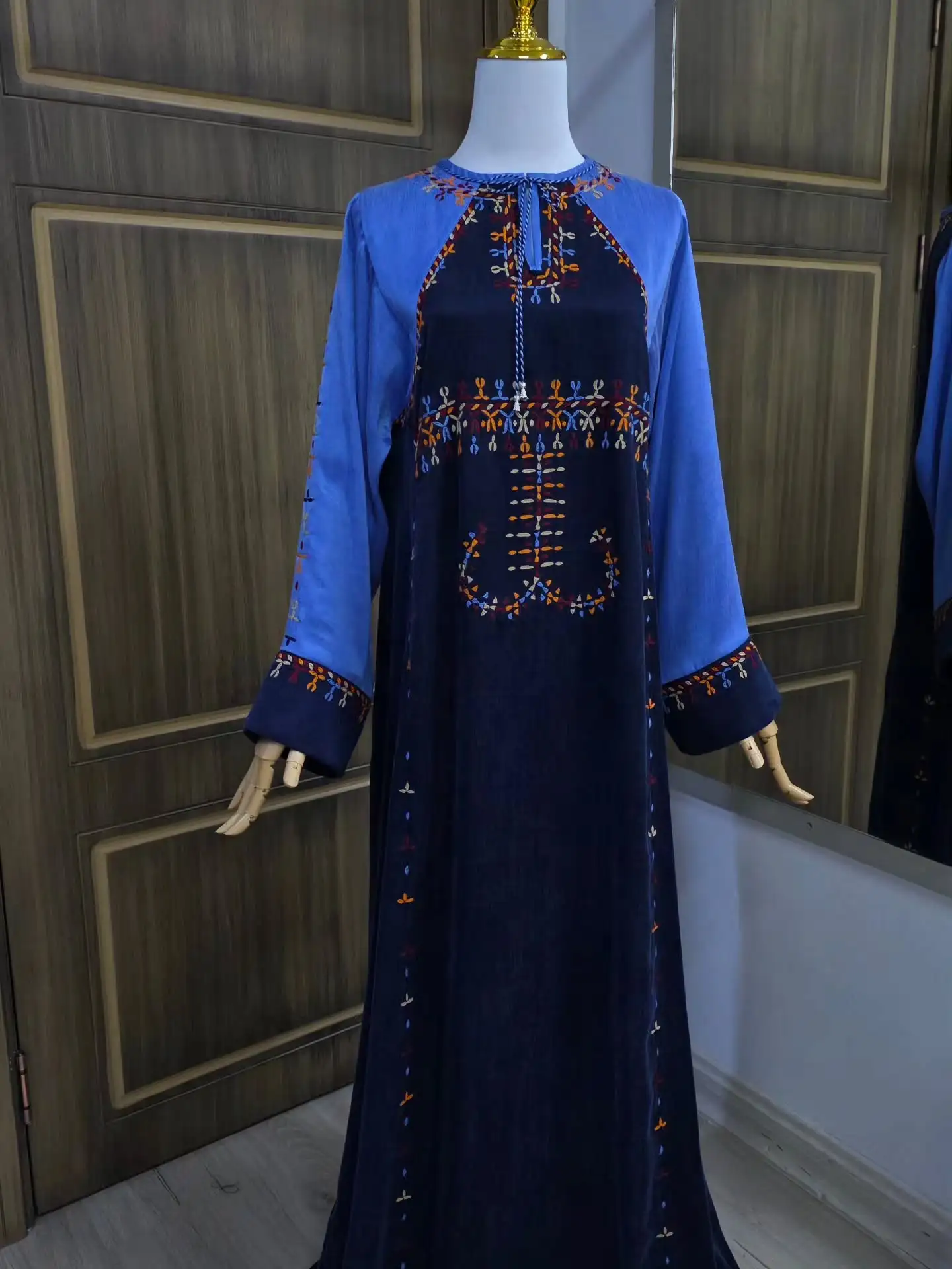 Türkmen fasonlar pombarh fasonlar Fasonlar 2025 fasonlar fason moda modalar Bezen bezen Türkmen fasonlar 2026 Türkmen fasonlar 2025 Türkmen fasonlar 2024 Türkmen fasonlar 2023 turkmenistan türkmenistan turkmen türkmen ashgabat  asgabat aşgabat balkan mary lebap dashoguz dasoguz daşoguz pombarh ponbarhat gulyupek gülýüpek stapel ştapel Gralan Çüýdeşen Abaýa Gadymy Krep Gurultaý 	Keteni Ýüpek Şifon Gipýur Lyon Welwet Atlas Kaşemir Streýç Suzana Ştapel Gülýüpek Pombarh Ýupka Gursakça Aksesuarlar Palto Penjek Okuw eşik Fata Sport eşik Uniforma Nakidka Öýme Şarf kompýuter ýaka ýaglyk Arenda köýnek 2nji el köýnek Taýyn köýnek Matalar Milli lybas milli lybaslar Toý köýnek Toý köýnekler toy koynek toy koynekler gundelik koynekler Gündelik	 
 köýnekler fata koynek Modern taze fason Eskiz koynektm turkmenkoynek türkmenkoynek fason moda moda fasonlar Iş eşik el iş	sada	ýakaly ýakasyz	keşdeli biserli	ýeňli giň nagyşly ýüregi açyk stoýka ýaka ýanly kombinasiýa 	zerli üsti aşak guşakly seçekli gysga ýeňli Gülýüpek Toý köýnek, Milli lybas el iş, keşdeli, ýeňli, giň 17-25, 26-35 Benewşe, Goýy-gök yaz, tomus, guyz, gysh