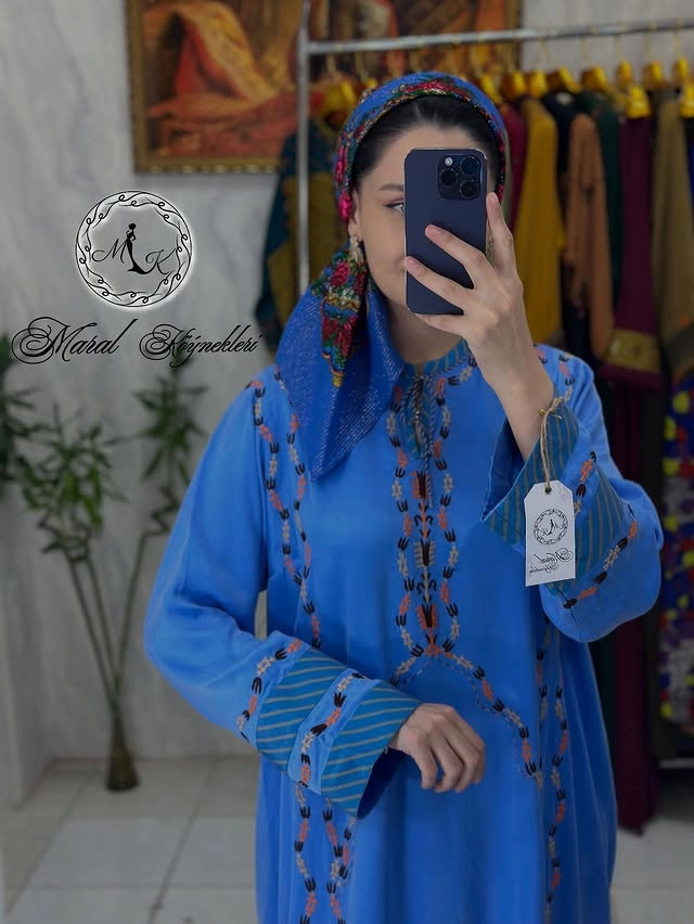 Türkmen fasonlar pombarh fasonlar Fasonlar 2025 fasonlar fason moda modalar Bezen bezen Türkmen fasonlar 2026 Türkmen fasonlar 2025 Türkmen fasonlar 2024 Türkmen fasonlar 2023 turkmenistan türkmenistan turkmen türkmen ashgabat  asgabat aşgabat balkan mary lebap dashoguz dasoguz daşoguz pombarh ponbarhat gulyupek gülýüpek stapel ştapel Gralan Çüýdeşen Abaýa Gadymy Krep Gurultaý 	Keteni Ýüpek Şifon Gipýur Lyon Welwet Atlas Kaşemir Streýç Suzana Ştapel Gülýüpek Pombarh Ýupka Gursakça Aksesuarlar Palto Penjek Okuw eşik Fata Sport eşik Uniforma Nakidka Öýme Şarf kompýuter ýaka ýaglyk Arenda köýnek 2nji el köýnek Taýyn köýnek Matalar Milli lybas milli lybaslar Toý köýnek Toý köýnekler toy koynek toy koynekler gundelik koynekler Gündelik	 
 köýnekler fata koynek Modern taze fason Eskiz koynektm turkmenkoynek türkmenkoynek fason moda moda fasonlar Iş eşik el iş	sada	ýakaly ýakasyz	keşdeli biserli	ýeňli giň nagyşly ýüregi açyk stoýka ýaka ýanly kombinasiýa 	zerli üsti aşak guşakly seçekli gysga ýeňli 