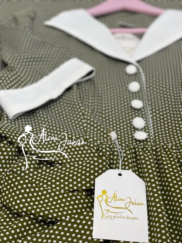 Türkmen fasonlar pombarh fasonlar Fasonlar 2025 fasonlar fason moda modalar Bezen bezen Türkmen fasonlar 2026 Türkmen fasonlar 2025 Türkmen fasonlar 2024 Türkmen fasonlar 2023 turkmenistan türkmenistan turkmen türkmen ashgabat  asgabat aşgabat balkan mary lebap dashoguz dasoguz daşoguz pombarh ponbarhat gulyupek gülýüpek stapel ştapel Gralan Çüýdeşen Abaýa Gadymy Krep Gurultaý 	Keteni Ýüpek Şifon Gipýur Lyon Welwet Atlas Kaşemir Streýç Suzana Ştapel Gülýüpek Pombarh Ýupka Gursakça Aksesuarlar Palto Penjek Okuw eşik Fata Sport eşik Uniforma Nakidka Öýme Şarf kompýuter ýaka ýaglyk Arenda köýnek 2nji el köýnek Taýyn köýnek Matalar Milli lybas milli lybaslar Toý köýnek Toý köýnekler toy koynek toy koynekler gundelik koynekler Gündelik	 
 köýnekler fata koynek Modern taze fason Eskiz koynektm turkmenkoynek türkmenkoynek fason moda moda fasonlar Iş eşik el iş	sada	ýakaly ýakasyz	keşdeli biserli	ýeňli giň nagyşly ýüregi açyk stoýka ýaka ýanly kombinasiýa 	zerli üsti aşak guşakly seçekli gysga ýeňli Ştapel Gündelik sada, ýakasyz, gysga ýeňli, giň 17-25, 26-35 Haki, Ak tomus Taýyn köýnek