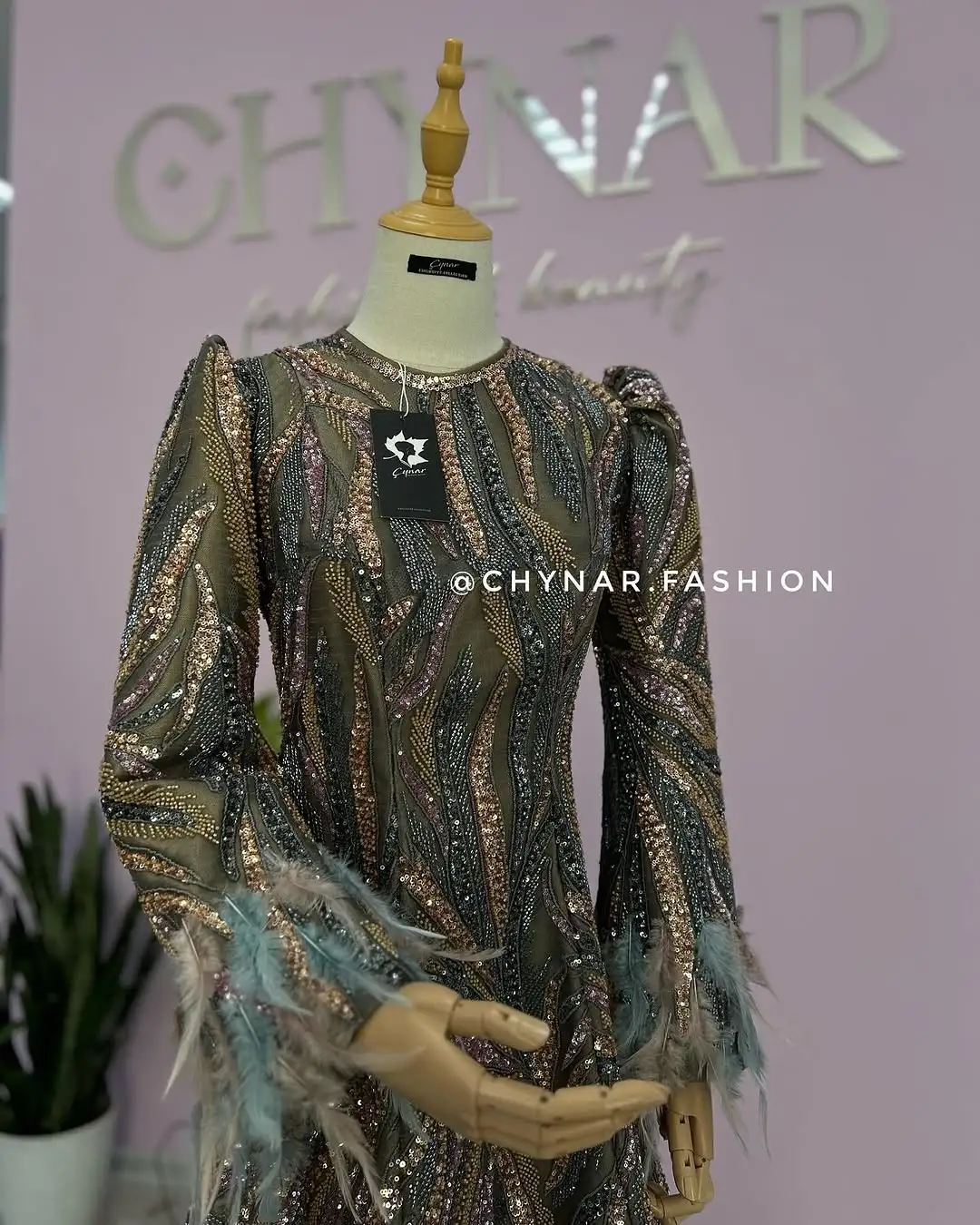 Türkmen fasonlar pombarh fasonlar Fasonlar 2025 fasonlar fason moda modalar Bezen bezen Türkmen fasonlar 2026 Türkmen fasonlar 2025 Türkmen fasonlar 2024 Türkmen fasonlar 2023 turkmenistan türkmenistan turkmen türkmen ashgabat  asgabat aşgabat balkan mary lebap dashoguz dasoguz daşoguz pombarh ponbarhat gulyupek gülýüpek stapel ştapel Gralan Çüýdeşen Abaýa Gadymy Krep Gurultaý 	Keteni Ýüpek Şifon Gipýur Lyon Welwet Atlas Kaşemir Streýç Suzana Ştapel Gülýüpek Pombarh Ýupka Gursakça Aksesuarlar Palto Penjek Okuw eşik Fata Sport eşik Uniforma Nakidka Öýme Şarf kompýuter ýaka ýaglyk Arenda köýnek 2nji el köýnek Taýyn köýnek Matalar Milli lybas milli lybaslar Toý köýnek Toý köýnekler toy koynek toy koynekler gundelik koynekler Gündelik	 
 köýnekler fata koynek Modern taze fason Eskiz koynektm turkmenkoynek türkmenkoynek fason moda moda fasonlar Iş eşik el iş	sada	ýakaly ýakasyz	keşdeli biserli	ýeňli giň nagyşly ýüregi açyk stoýka ýaka ýanly kombinasiýa 	zerli üsti aşak guşakly seçekli gysga ýeňli Gipýur Toý köýnek, Modern ýakasyz, biserli, ýeňli, zerli 17-25, 26-35 Çal