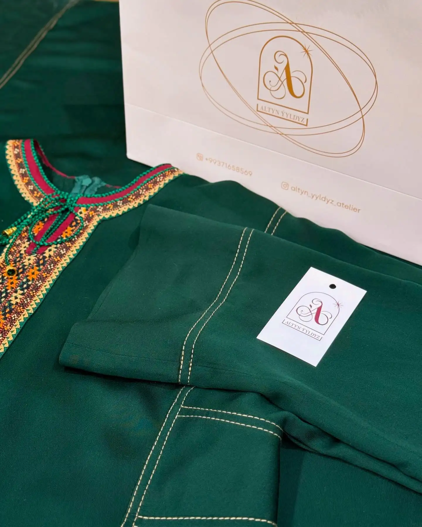 Türkmen fasonlar pombarh fasonlar Fasonlar 2025 fasonlar fason moda modalar Bezen bezen Türkmen fasonlar 2026 Türkmen fasonlar 2025 Türkmen fasonlar 2024 Türkmen fasonlar 2023 turkmenistan türkmenistan turkmen türkmen ashgabat  asgabat aşgabat balkan mary lebap dashoguz dasoguz daşoguz pombarh ponbarhat gulyupek gülýüpek stapel ştapel Gralan Çüýdeşen Abaýa Gadymy Krep Gurultaý 	Keteni Ýüpek Şifon Gipýur Lyon Welwet Atlas Kaşemir Streýç Suzana Ştapel Gülýüpek Pombarh Ýupka Gursakça Aksesuarlar Palto Penjek Okuw eşik Fata Sport eşik Uniforma Nakidka Öýme Şarf kompýuter ýaka ýaglyk Arenda köýnek 2nji el köýnek Taýyn köýnek Matalar Milli lybas milli lybaslar Toý köýnek Toý köýnekler toy koynek toy koynekler gundelik koynekler Gündelik	 
 köýnekler fata koynek Modern taze fason Eskiz koynektm turkmenkoynek türkmenkoynek fason moda moda fasonlar Iş eşik el iş	sada	ýakaly ýakasyz	keşdeli biserli	ýeňli giň nagyşly ýüregi açyk stoýka ýaka ýanly kombinasiýa 	zerli üsti aşak guşakly seçekli gysga ýeňli Ştapel Iş eşik el iş, keşdeli, ýakaly, ýanly, ýeňli, giň 26-35 Goýy-ýaşyl guyz