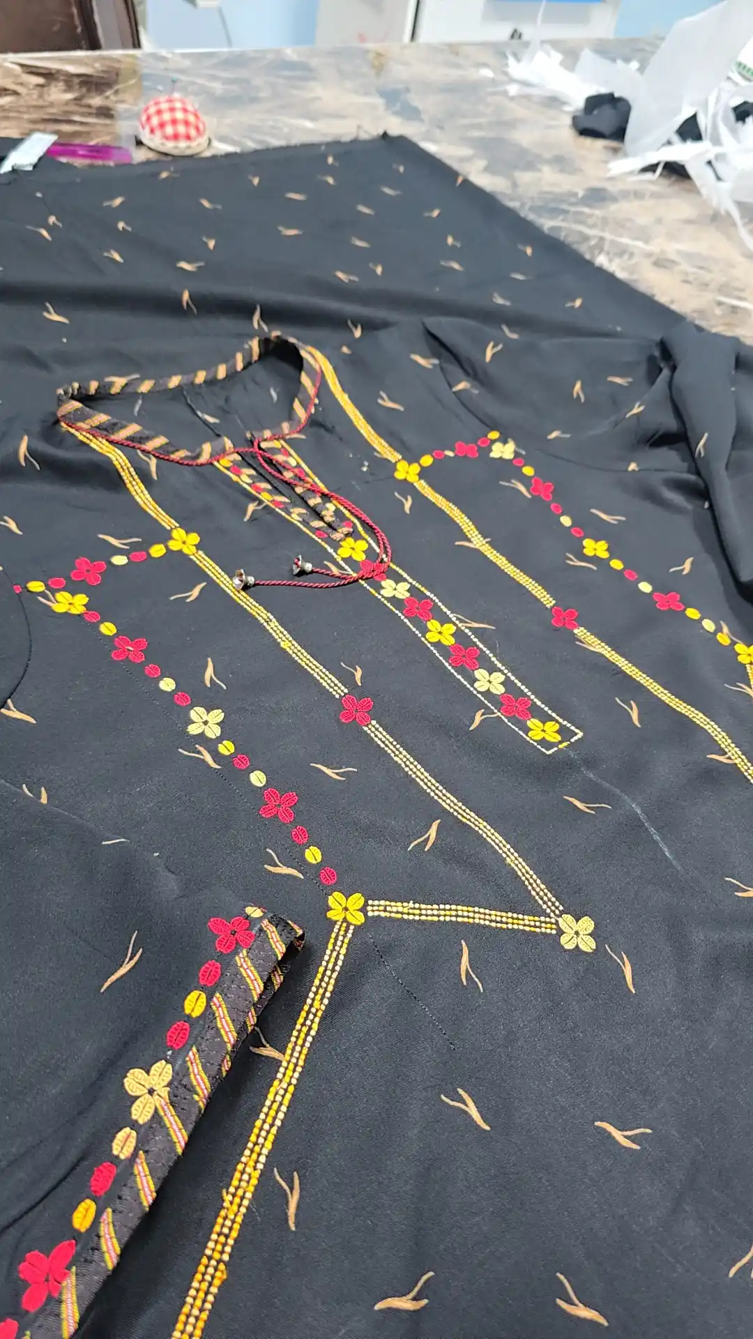 Türkmen fasonlar pombarh fasonlar Fasonlar 2025 fasonlar fason moda modalar Bezen bezen Türkmen fasonlar 2026 Türkmen fasonlar 2025 Türkmen fasonlar 2024 Türkmen fasonlar 2023 turkmenistan türkmenistan turkmen türkmen ashgabat  asgabat aşgabat balkan mary lebap dashoguz dasoguz daşoguz pombarh ponbarhat gulyupek gülýüpek stapel ştapel Gralan Çüýdeşen Abaýa Gadymy Krep Gurultaý 	Keteni Ýüpek Şifon Gipýur Lyon Welwet Atlas Kaşemir Streýç Suzana Ştapel Gülýüpek Pombarh Ýupka Gursakça Aksesuarlar Palto Penjek Okuw eşik Fata Sport eşik Uniforma Nakidka Öýme Şarf kompýuter ýaka ýaglyk Arenda köýnek 2nji el köýnek Taýyn köýnek Matalar Milli lybas milli lybaslar Toý köýnek Toý köýnekler toy koynek toy koynekler gundelik koynekler Gündelik	 
 köýnekler fata koynek Modern taze fason Eskiz koynektm turkmenkoynek türkmenkoynek fason moda moda fasonlar Iş eşik el iş	sada	ýakaly ýakasyz	keşdeli biserli	ýeňli giň nagyşly ýüregi açyk stoýka ýaka ýanly kombinasiýa 	zerli üsti aşak guşakly seçekli gysga ýeňli 