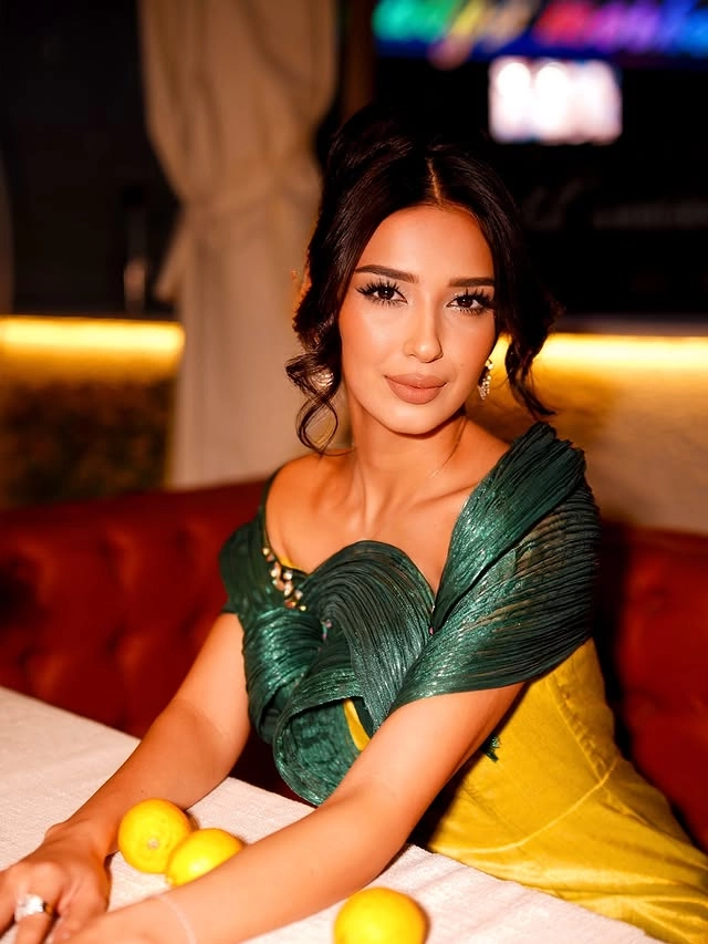 Türkmen fasonlar pombarh fasonlar Fasonlar 2025 fasonlar fason moda modalar Bezen bezen Türkmen fasonlar 2026 Türkmen fasonlar 2025 Türkmen fasonlar 2024 Türkmen fasonlar 2023 turkmenistan türkmenistan turkmen türkmen ashgabat  asgabat aşgabat balkan mary lebap dashoguz dasoguz daşoguz pombarh ponbarhat gulyupek gülýüpek stapel ştapel Gralan Çüýdeşen Abaýa Gadymy Krep Gurultaý 	Keteni Ýüpek Şifon Gipýur Lyon Welwet Atlas Kaşemir Streýç Suzana Ştapel Gülýüpek Pombarh Ýupka Gursakça Aksesuarlar Palto Penjek Okuw eşik Fata Sport eşik Uniforma Nakidka Öýme Şarf kompýuter ýaka ýaglyk Arenda köýnek 2nji el köýnek Taýyn köýnek Matalar Milli lybas milli lybaslar Toý köýnek Toý köýnekler toy koynek toy koynekler gundelik koynekler Gündelik	 
 köýnekler fata koynek Modern taze fason Eskiz koynektm turkmenkoynek türkmenkoynek fason moda moda fasonlar Iş eşik el iş	sada	ýakaly ýakasyz	keşdeli biserli	ýeňli giň nagyşly ýüregi açyk stoýka ýaka ýanly kombinasiýa 	zerli üsti aşak guşakly seçekli gysga ýeňli 