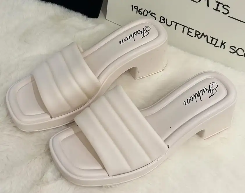 Türkmen fasonlar pombarh fasonlar Fasonlar 2025 fasonlar fason moda modalar Bezen bezen Türkmen fasonlar 2026 Türkmen fasonlar 2025 Türkmen fasonlar 2024 Türkmen fasonlar 2023 turkmenistan türkmenistan turkmen türkmen ashgabat  asgabat aşgabat balkan mary lebap dashoguz dasoguz daşoguz pombarh ponbarhat gulyupek gülýüpek stapel ştapel Gralan Çüýdeşen Abaýa Gadymy Krep Gurultaý 	Keteni Ýüpek Şifon Gipýur Lyon Welwet Atlas Kaşemir Streýç Suzana Ştapel Gülýüpek Pombarh Ýupka Gursakça Aksesuarlar Palto Penjek Okuw eşik Fata Sport eşik Uniforma Nakidka Öýme Şarf kompýuter ýaka ýaglyk Arenda köýnek 2nji el köýnek Taýyn köýnek Matalar Milli lybas milli lybaslar Toý köýnek Toý köýnekler toy koynek toy koynekler gundelik koynekler Gündelik	 
 köýnekler fata koynek Modern taze fason Eskiz koynektm turkmenkoynek türkmenkoynek fason moda moda fasonlar Iş eşik el iş	sada	ýakaly ýakasyz	keşdeli biserli	ýeňli giň nagyşly ýüregi açyk stoýka ýaka ýanly kombinasiýa 	zerli üsti aşak guşakly seçekli gysga ýeňli Gara, Ak, Gülgüne  Aýakgap