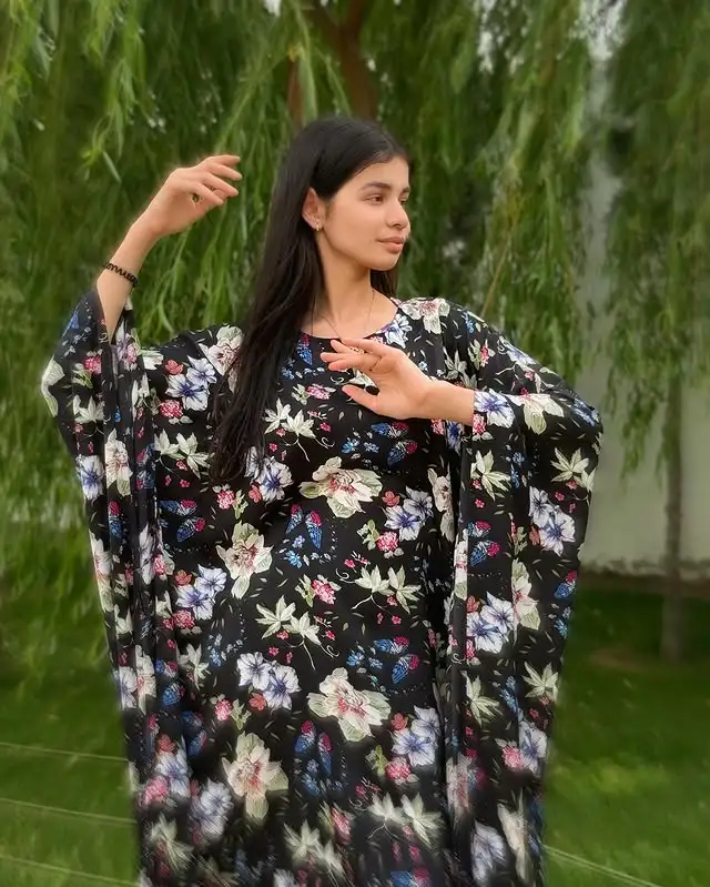 Türkmen fasonlar pombarh fasonlar Fasonlar 2025 fasonlar fason moda modalar Bezen bezen Türkmen fasonlar 2026 Türkmen fasonlar 2025 Türkmen fasonlar 2024 Türkmen fasonlar 2023 turkmenistan türkmenistan turkmen türkmen ashgabat  asgabat aşgabat balkan mary lebap dashoguz dasoguz daşoguz pombarh ponbarhat gulyupek gülýüpek stapel ştapel Gralan Çüýdeşen Abaýa Gadymy Krep Gurultaý 	Keteni Ýüpek Şifon Gipýur Lyon Welwet Atlas Kaşemir Streýç Suzana Ştapel Gülýüpek Pombarh Ýupka Gursakça Aksesuarlar Palto Penjek Okuw eşik Fata Sport eşik Uniforma Nakidka Öýme Şarf kompýuter ýaka ýaglyk Arenda köýnek 2nji el köýnek Taýyn köýnek Matalar Milli lybas milli lybaslar Toý köýnek Toý köýnekler toy koynek toy koynekler gundelik koynekler Gündelik	 
 köýnekler fata koynek Modern taze fason Eskiz koynektm turkmenkoynek türkmenkoynek fason moda moda fasonlar Iş eşik el iş	sada	ýakaly ýakasyz	keşdeli biserli	ýeňli giň nagyşly ýüregi açyk stoýka ýaka ýanly kombinasiýa 	zerli üsti aşak guşakly seçekli gysga ýeňli Gündelik ýakasyz, gysga ýeňli 12-16, 17-25, 26-35 Gara yaz, tomus