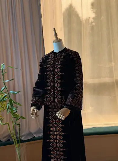 Türkmen fasonlar pombarh fasonlar Fasonlar 2025 fasonlar fason moda modalar Bezen bezen Türkmen fasonlar 2026 Türkmen fasonlar 2025 Türkmen fasonlar 2024 Türkmen fasonlar 2023 turkmenistan türkmenistan turkmen türkmen ashgabat  asgabat aşgabat balkan mary lebap dashoguz dasoguz daşoguz pombarh ponbarhat gulyupek gülýüpek stapel ştapel Gralan Çüýdeşen Abaýa Gadymy Krep Gurultaý 	Keteni Ýüpek Şifon Gipýur Lyon Welwet Atlas Kaşemir Streýç Suzana Ştapel Gülýüpek Pombarh Ýupka Gursakça Aksesuarlar Palto Penjek Okuw eşik Fata Sport eşik Uniforma Nakidka Öýme Şarf kompýuter ýaka ýaglyk Arenda köýnek 2nji el köýnek Taýyn köýnek Matalar Milli lybas milli lybaslar Toý köýnek Toý köýnekler toy koynek toy koynekler gundelik koynekler Gündelik	 
 köýnekler fata koynek Modern taze fason Eskiz koynektm turkmenkoynek türkmenkoynek fason moda moda fasonlar Iş eşik el iş	sada	ýakaly ýakasyz	keşdeli biserli	ýeňli giň nagyşly ýüregi açyk stoýka ýaka ýanly kombinasiýa 	zerli üsti aşak guşakly seçekli gysga ýeňli 